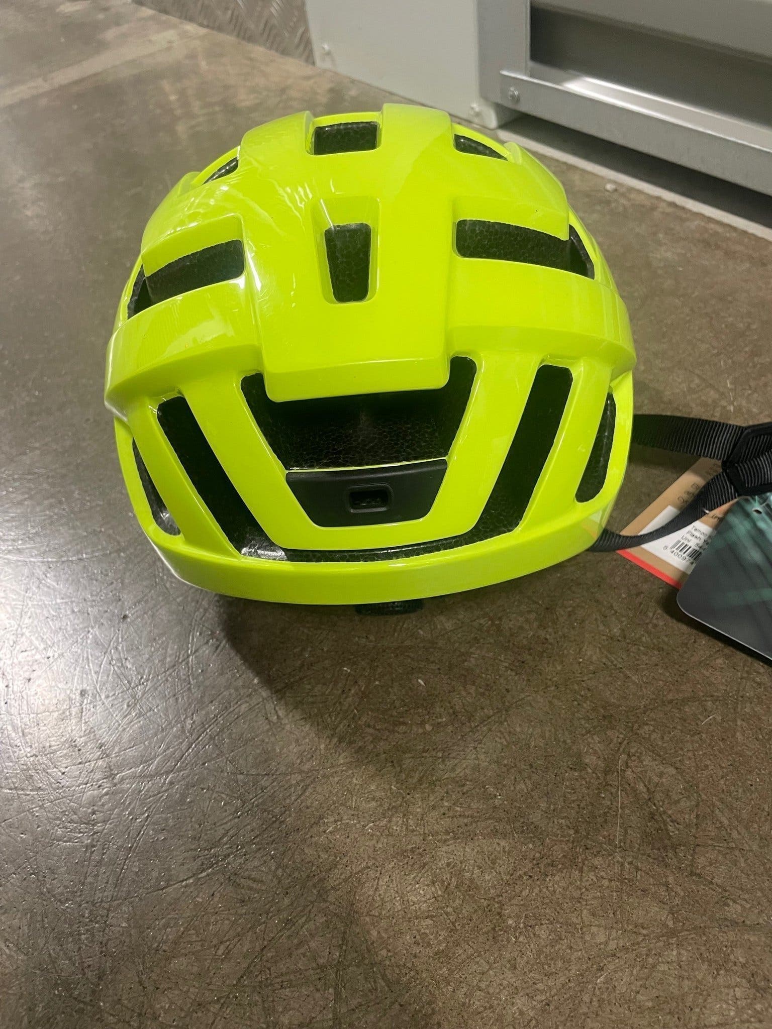 Säljes: Lazer Tempo cykelhjälm strl L (54–61 cm) – HELT NY