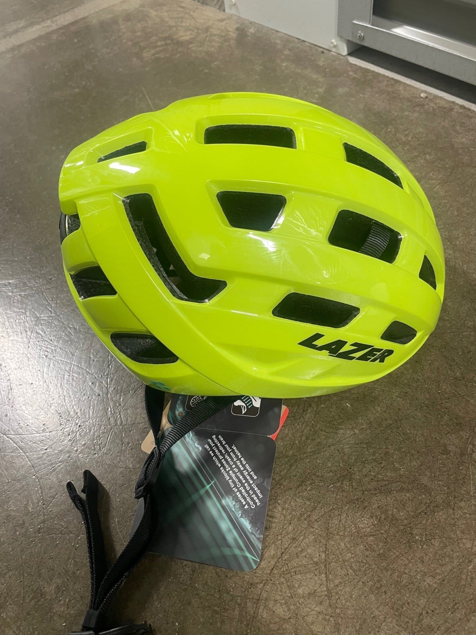 Säljes: Lazer Tempo cykelhjälm strl L (54–61 cm) – HELT NY