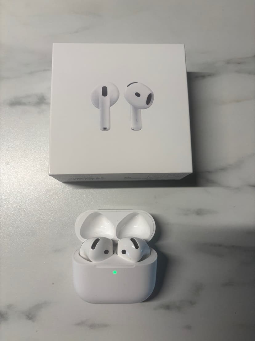 Apple AirPods 4