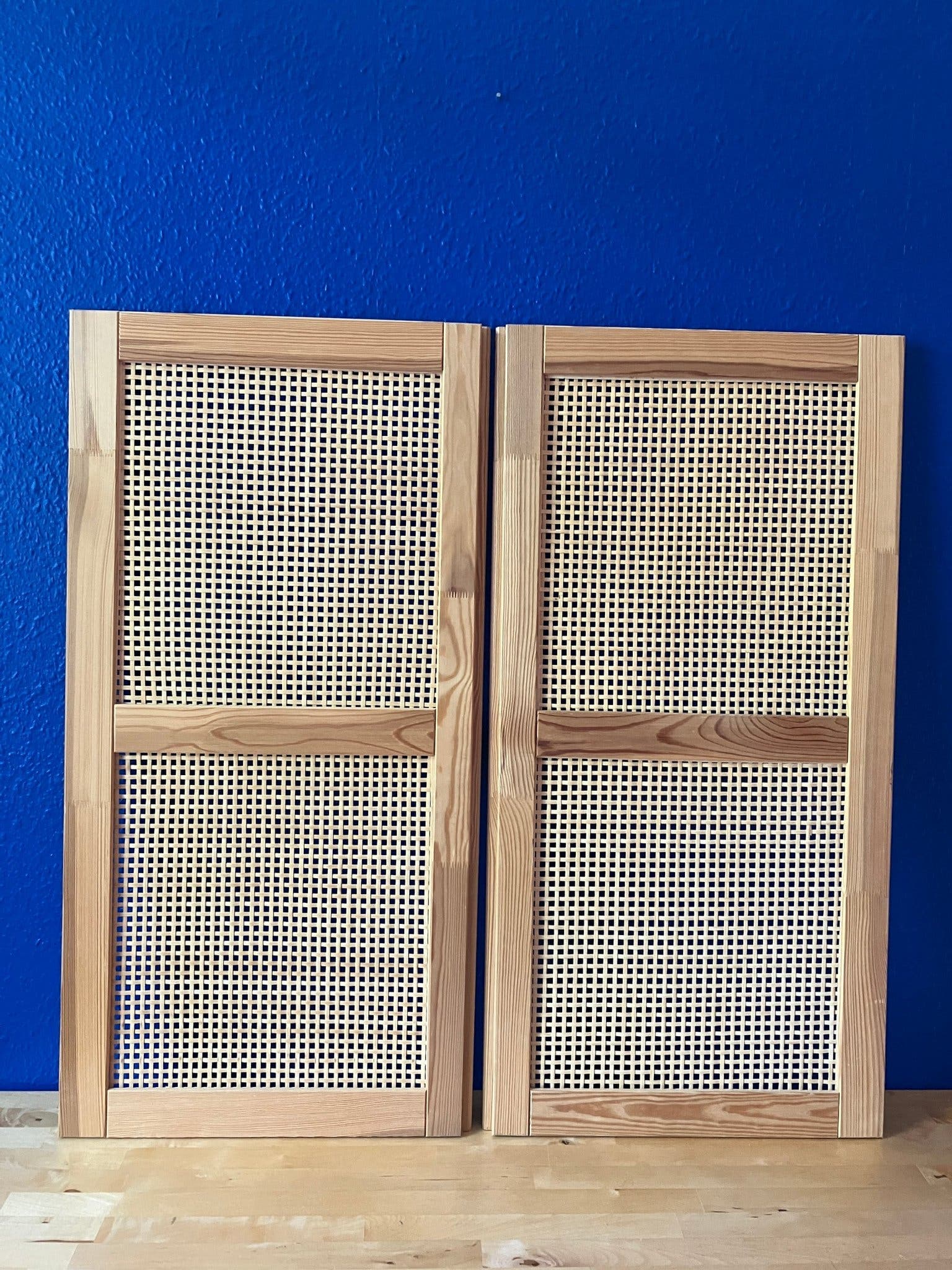 2st IKEA IVAR skåpsdörrar i rotting