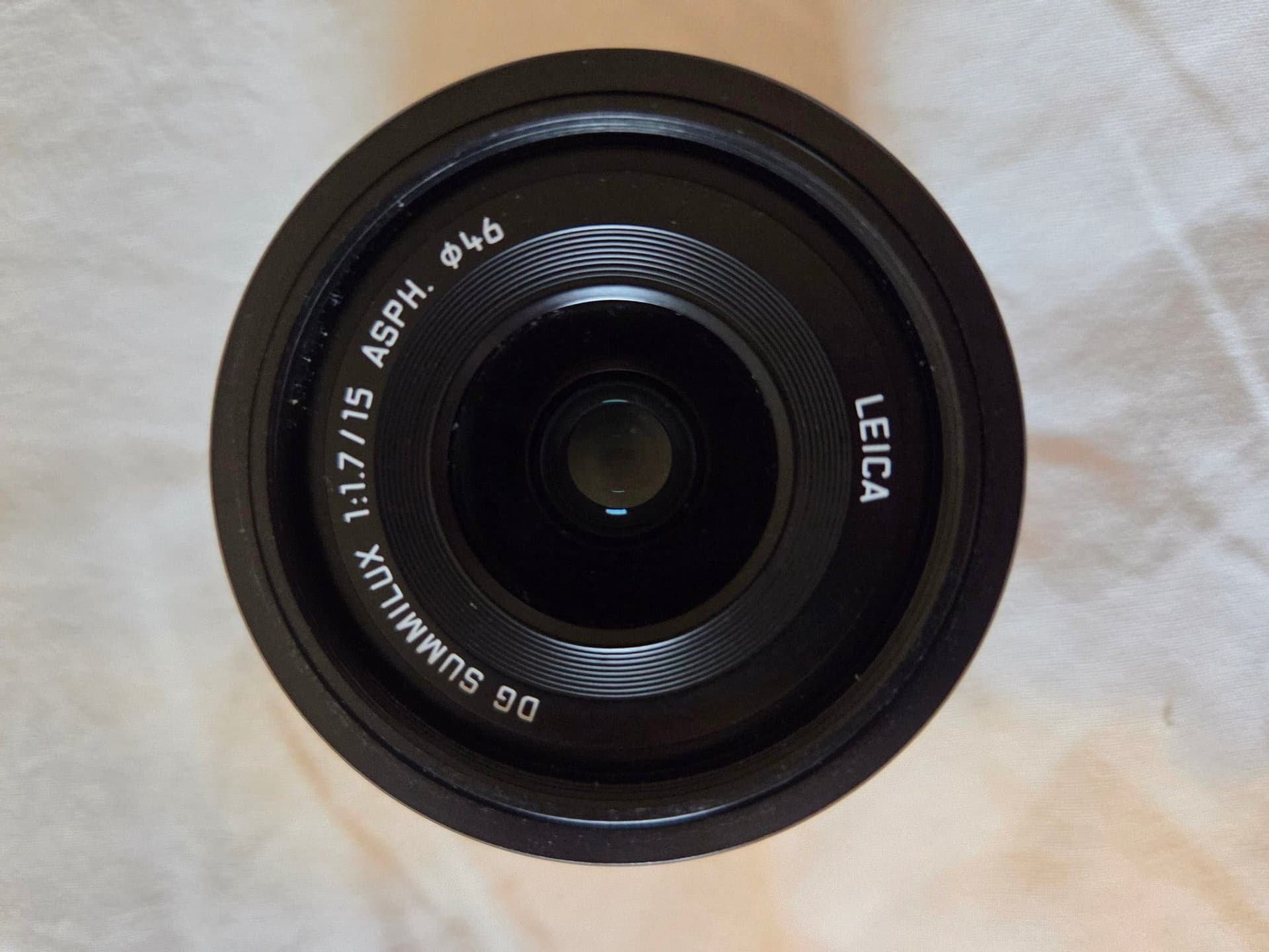 Panasonic Lumix GM5 (Svart) + Leica 15mm f/1.7 ASPH (GM5L-paket)