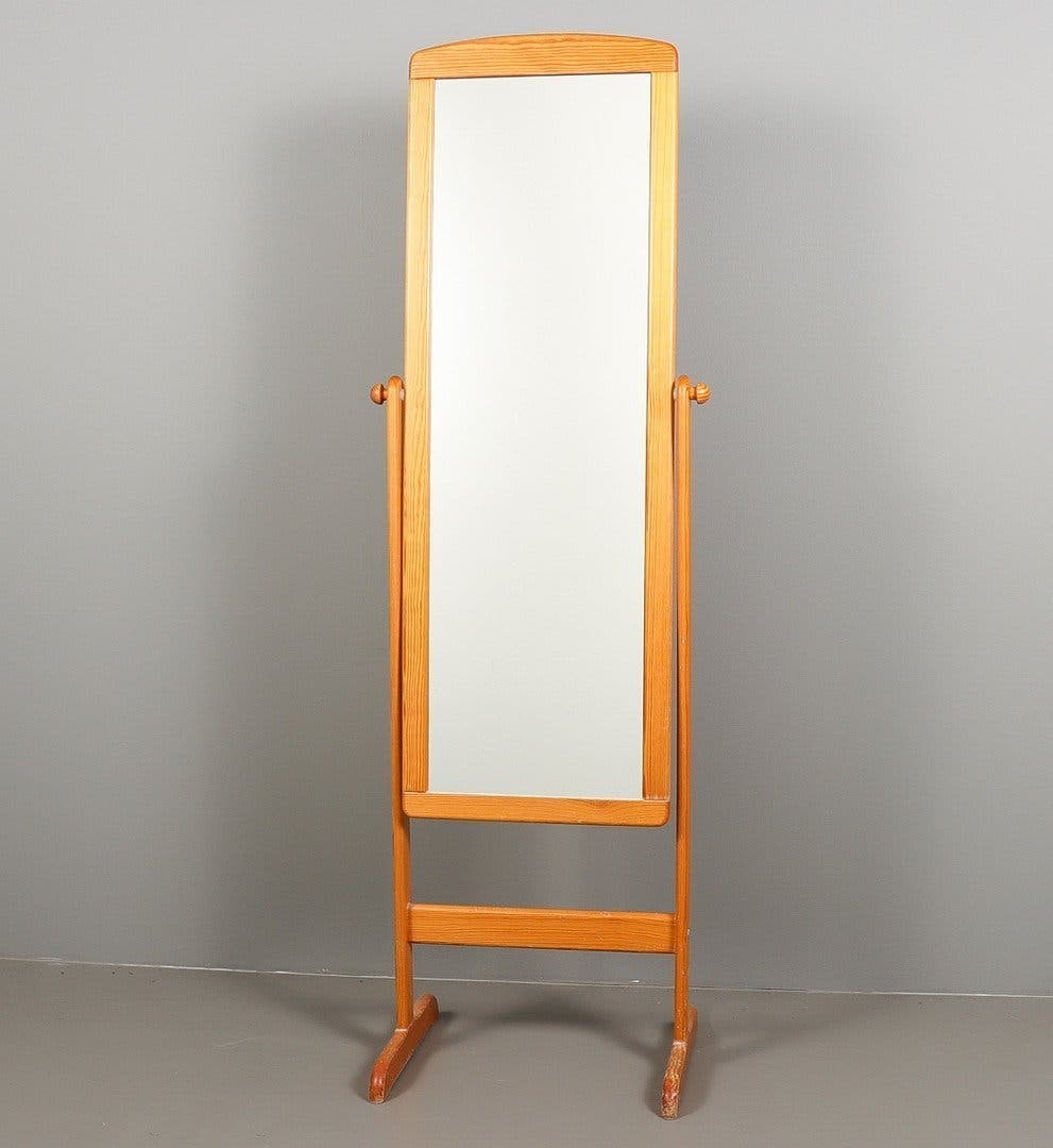 Vintage Golvspegel i Furu – Skandinavisk Design 70-tal - Chevalspegel/Boho-chic