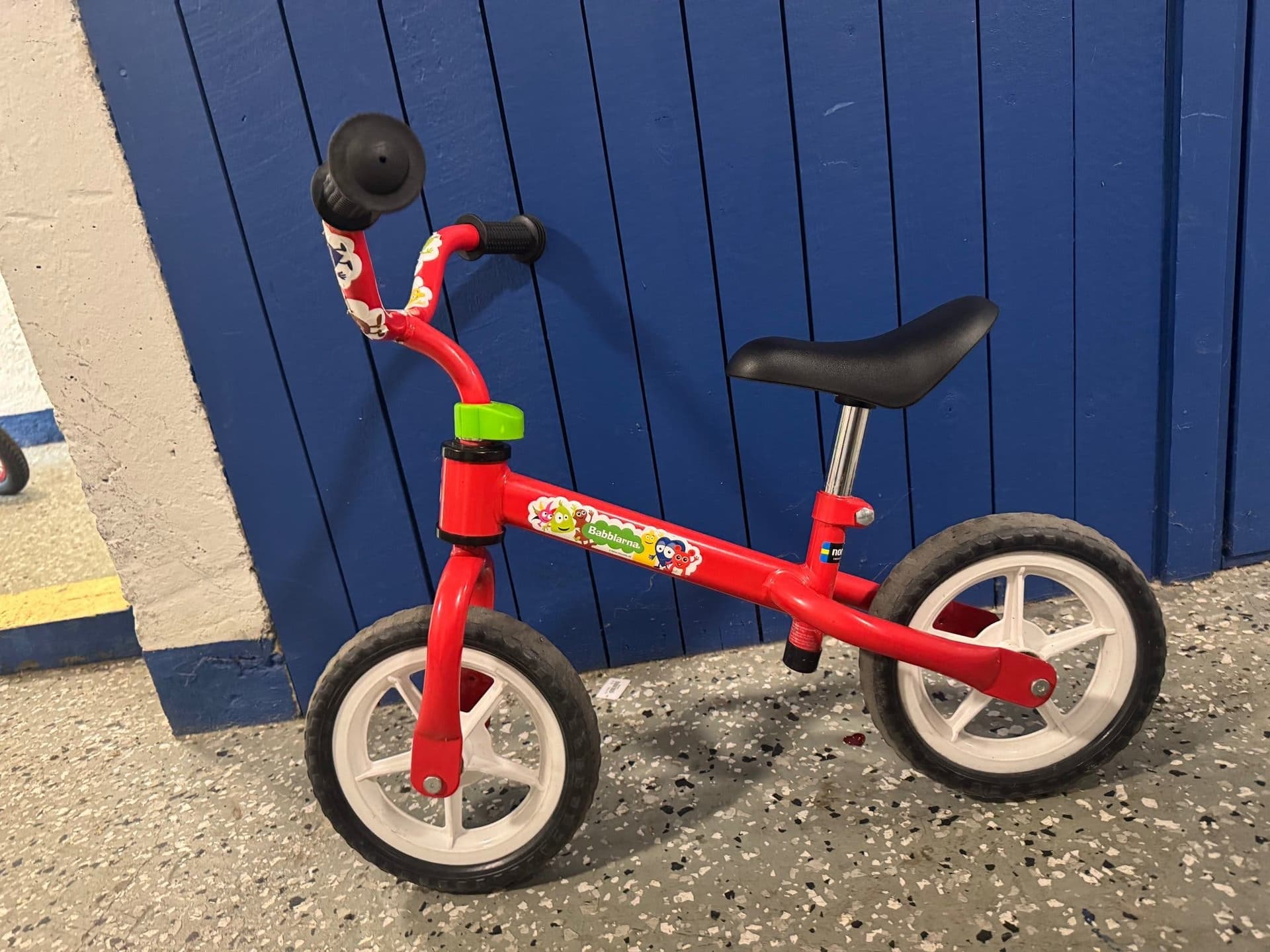 Balanscykel röd babblarna