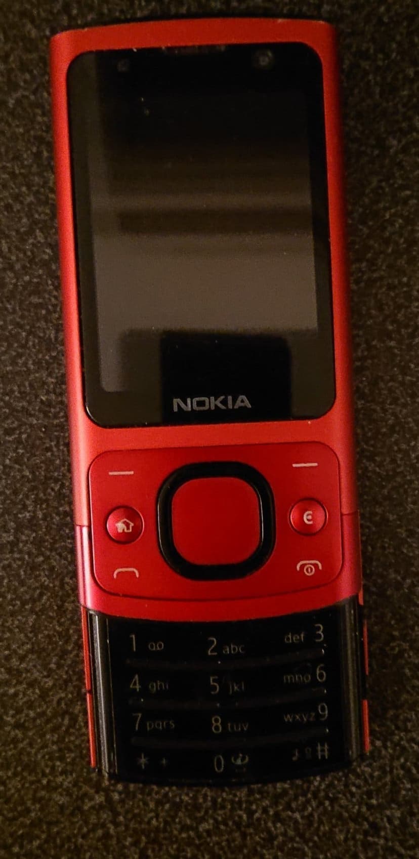Nokia 6700 Slide