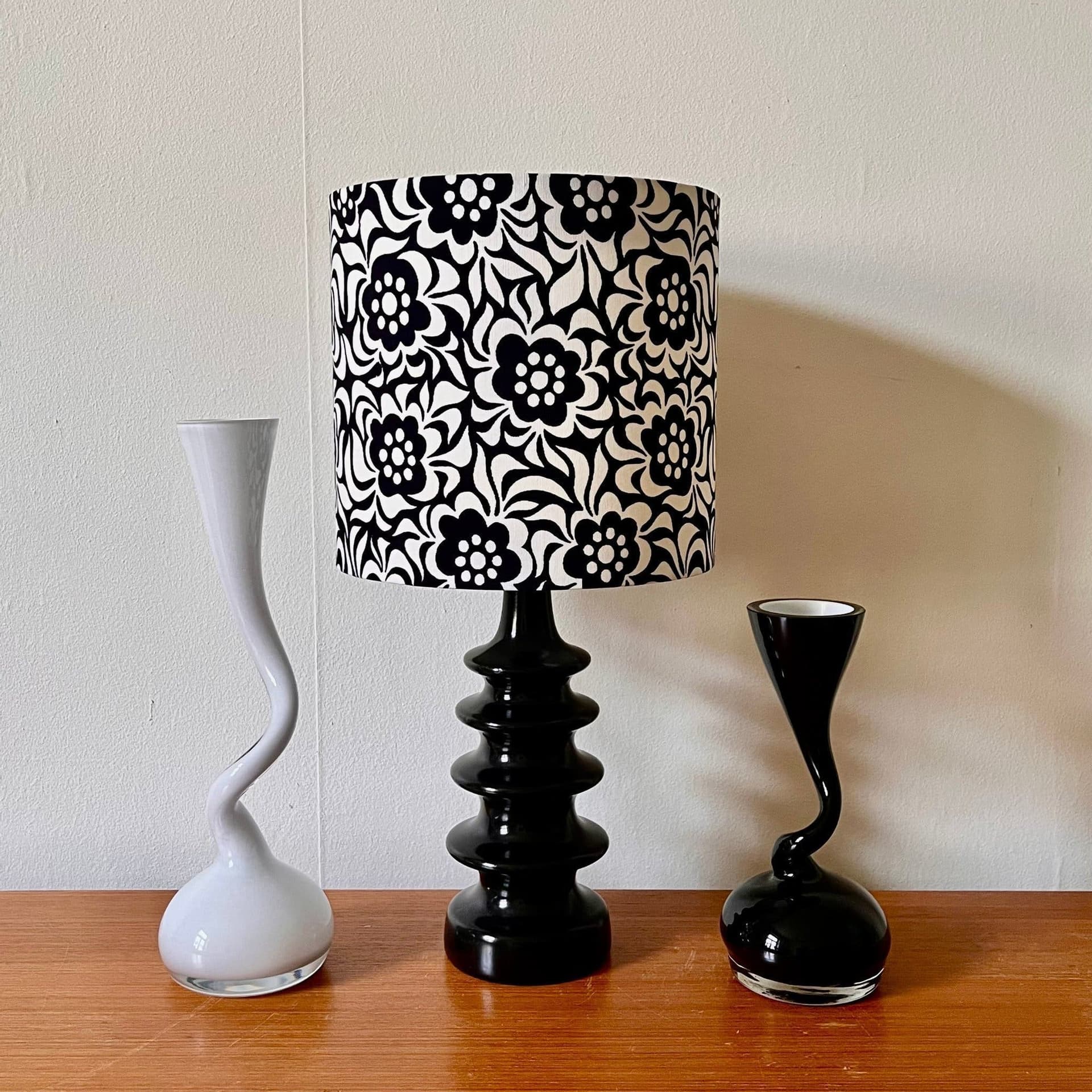 RETRO LAMPSKÄRM! Tygdesign av Sonja Ingegerd Andersson
