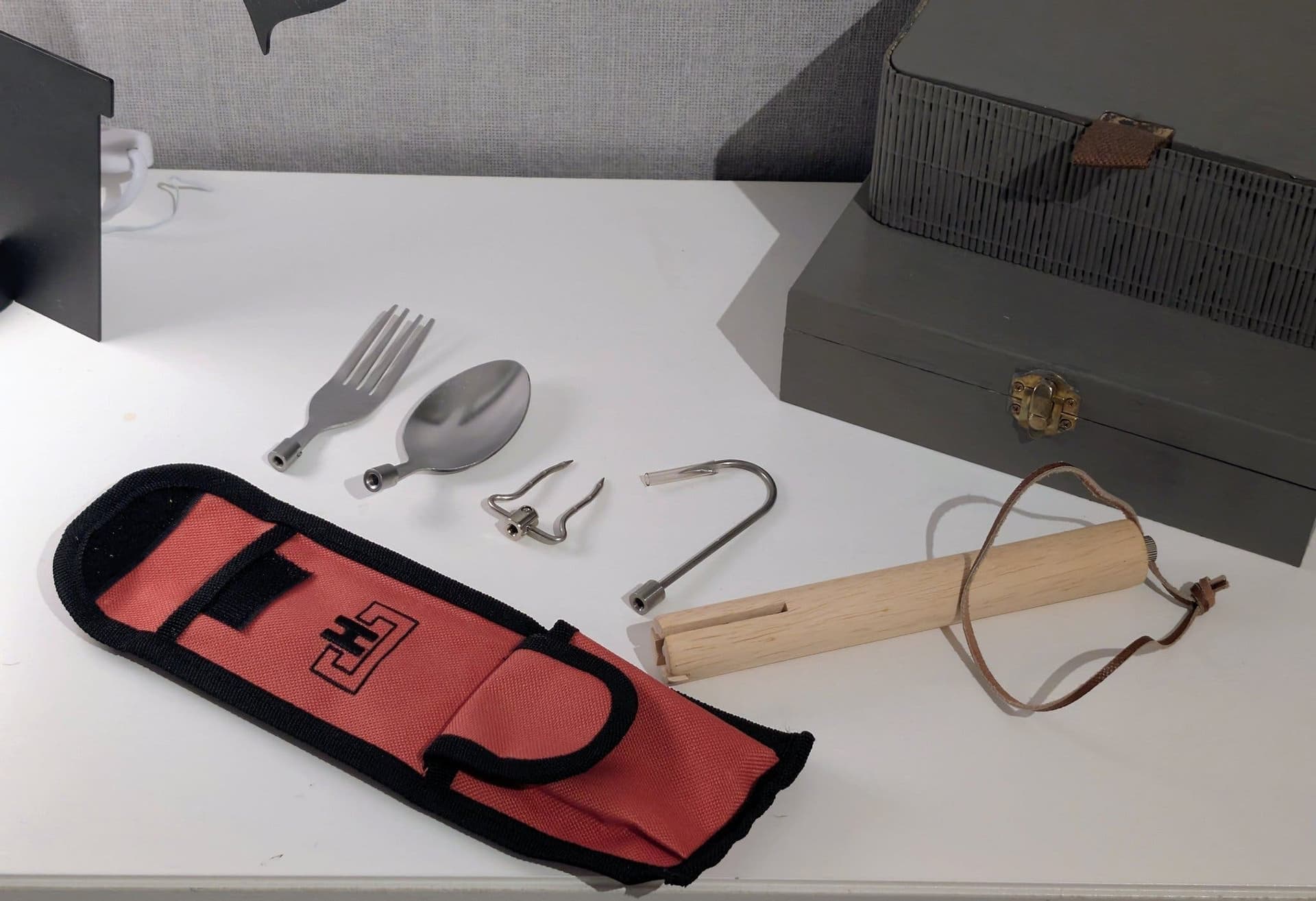 Hörnells Outdoor Grillpinne med tillbehör