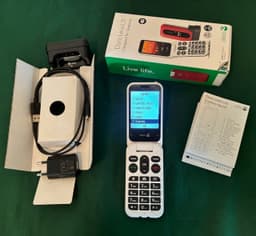 Nästan ny DORO Leva L31. 4G Mobiltelefon. Seniortelefon. Röd/Vit. SÄNKT PRIS!