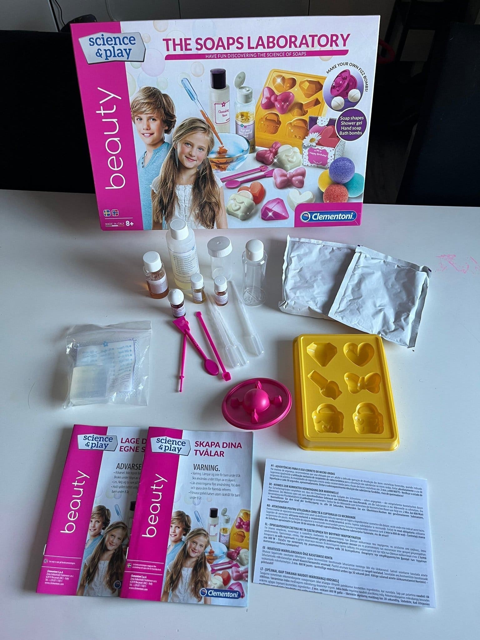 Ny! Gör din egna tvål, badbomber mm. - The Soaps Laboratory Science & Play