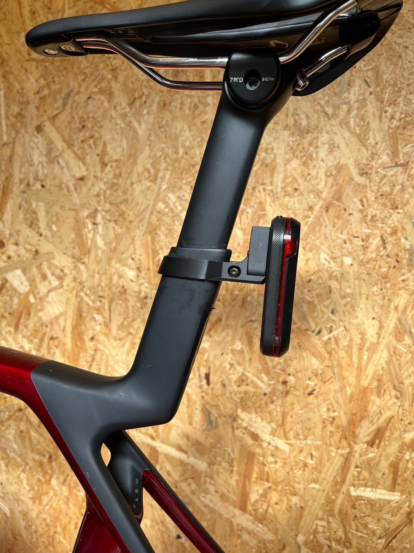 Garmin Varia adapter till Trek Madone Gen 8