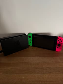 Nintendo Switch med dockningsstation