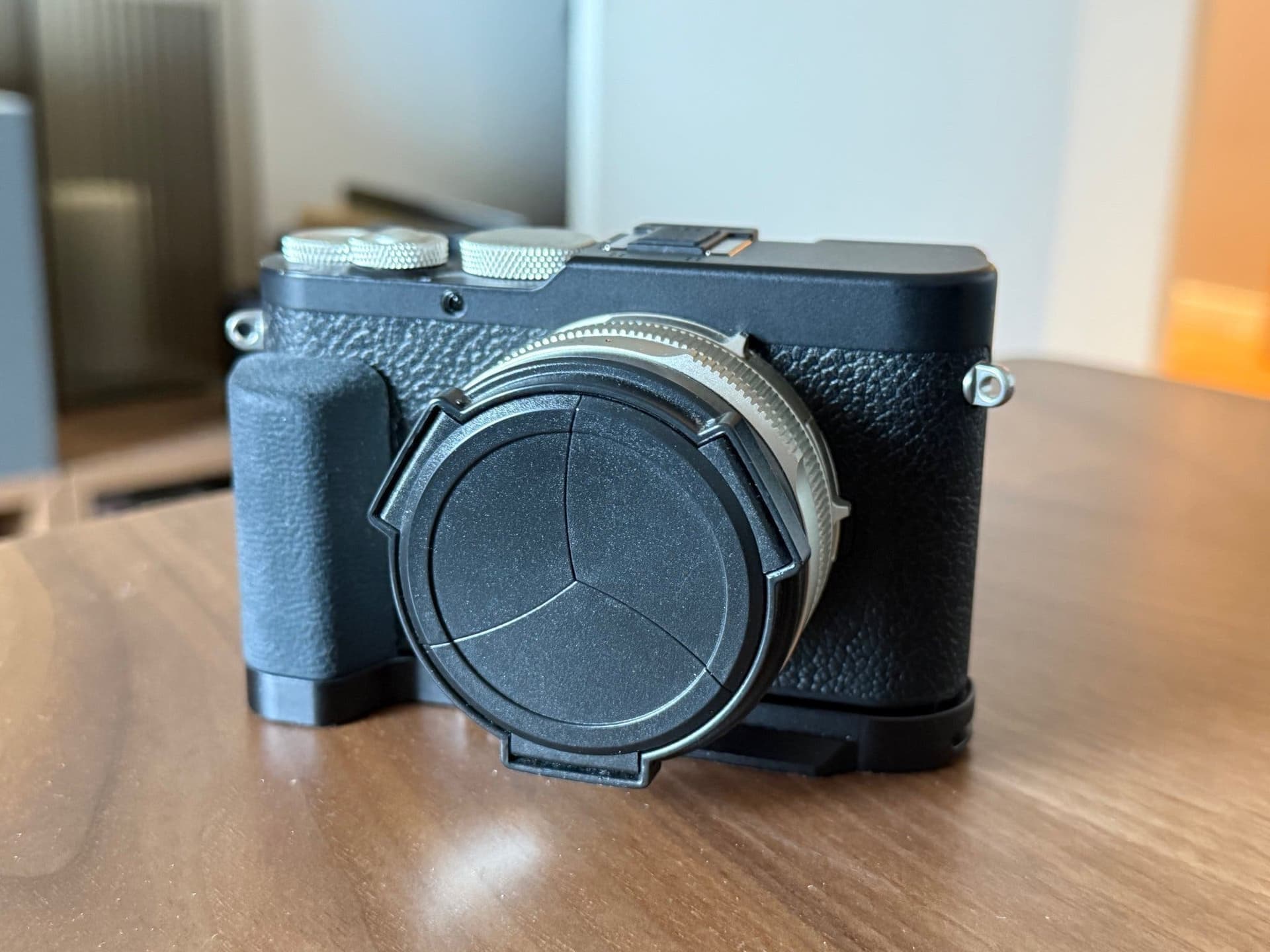 Leica D-Lux 8 100 års versionen
