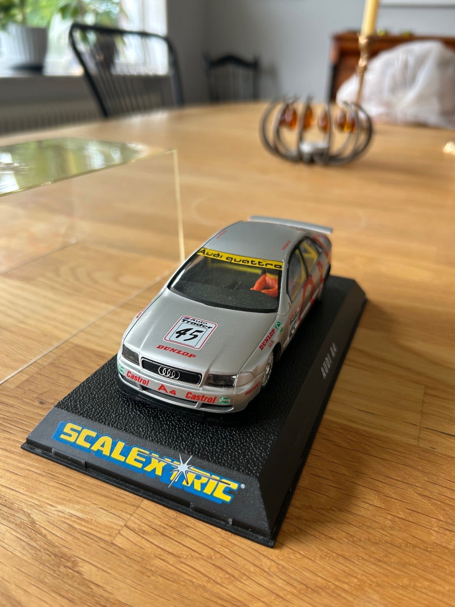 Scalextric Audi A4 modellbil