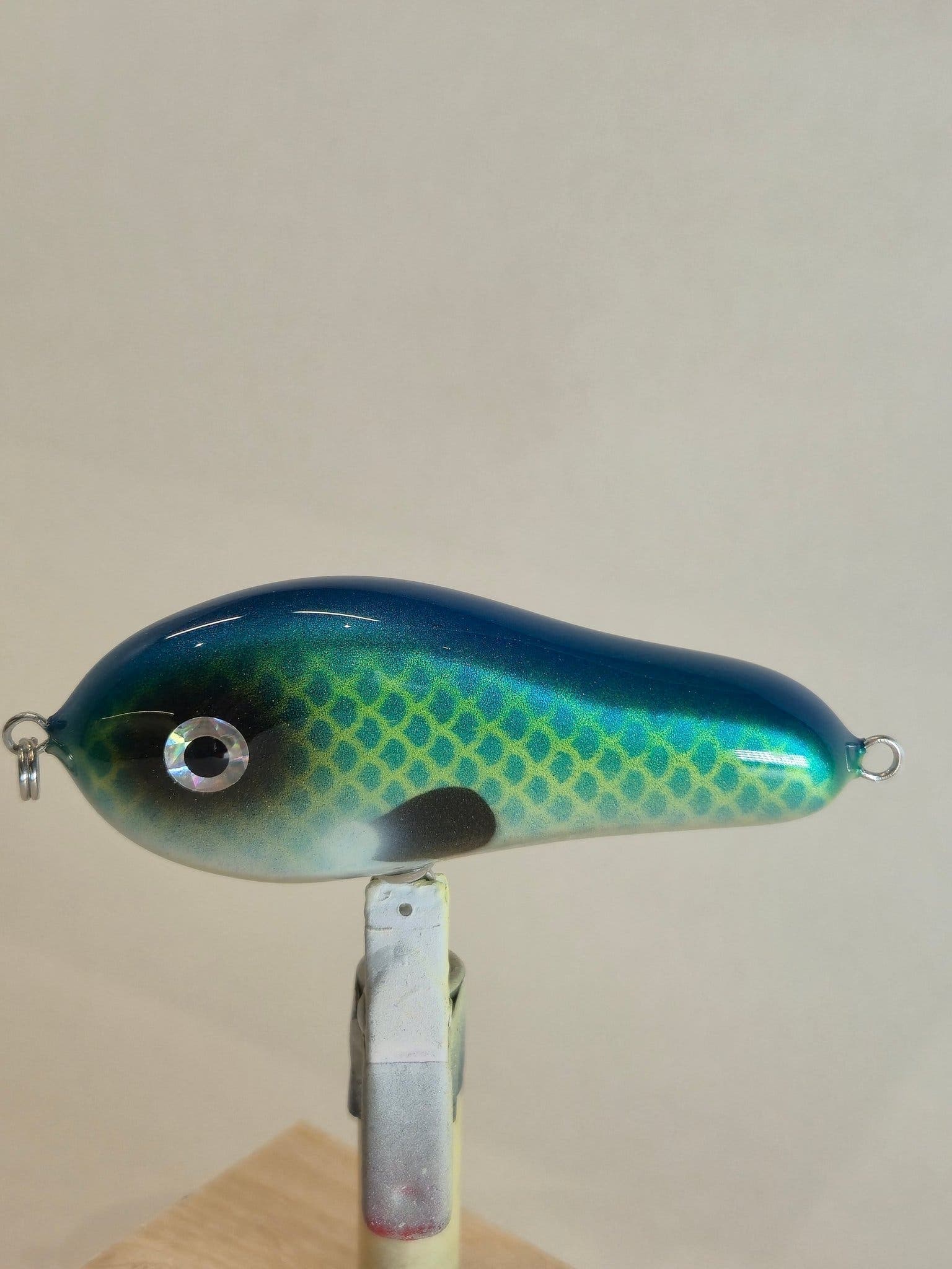 handgjort träbete Swimbait Smygaren för gäddfisket. färgen Blå/grön