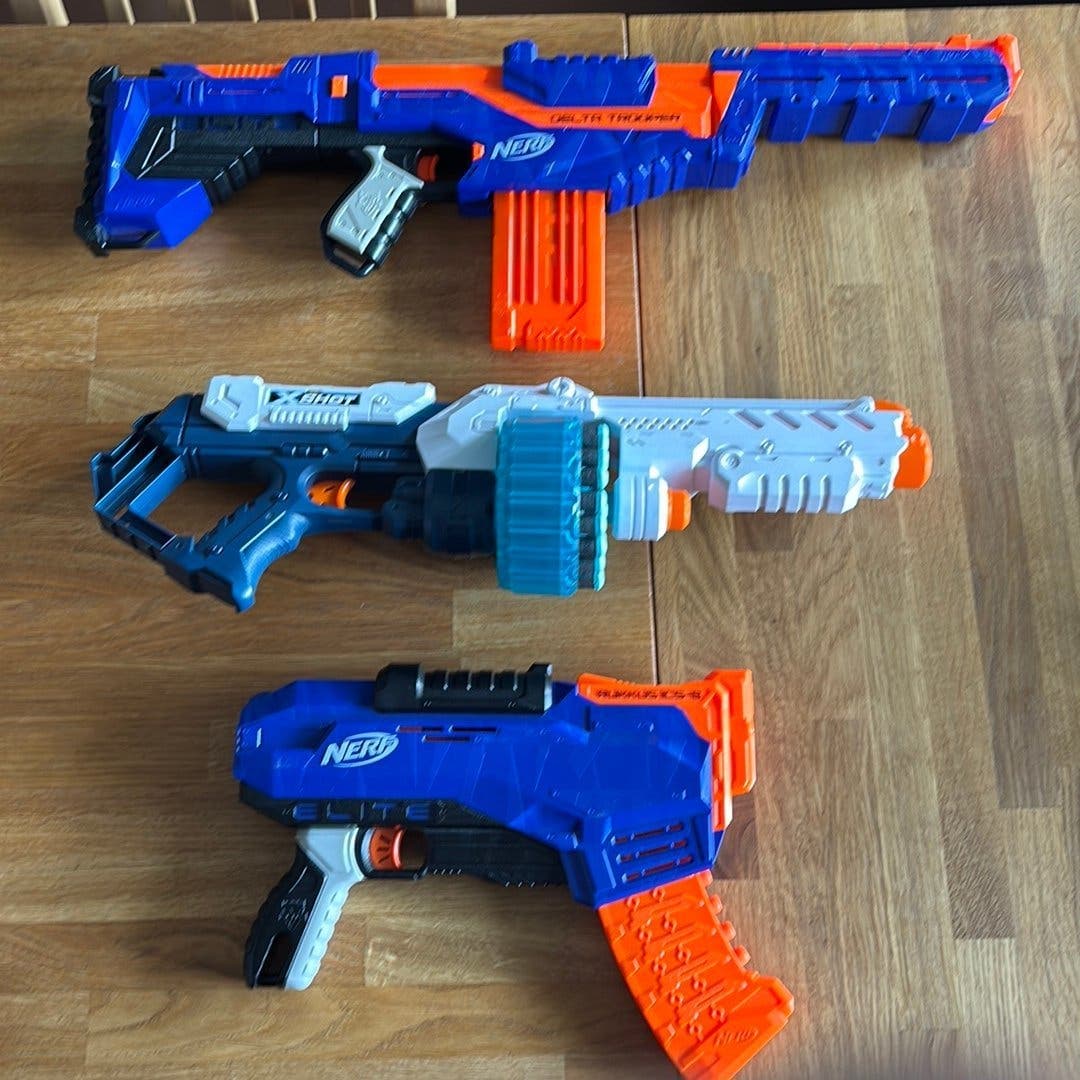 Nerf och X-Shot Blasters