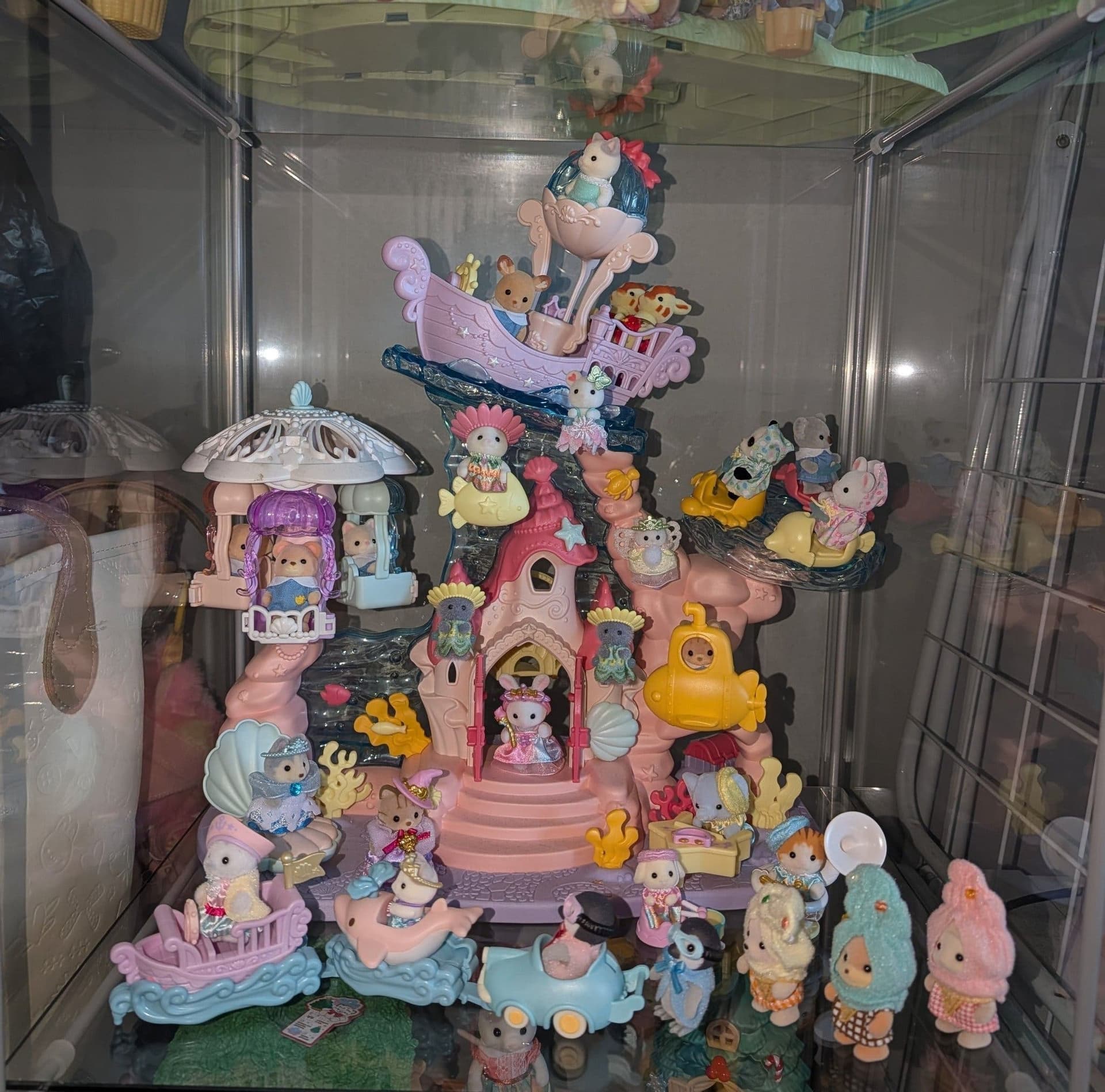 Sylvanian Families Sjöjungfru slott med figurer och tillbehör