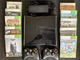 Xbox 360 Slim 250 GB + 13 Spel