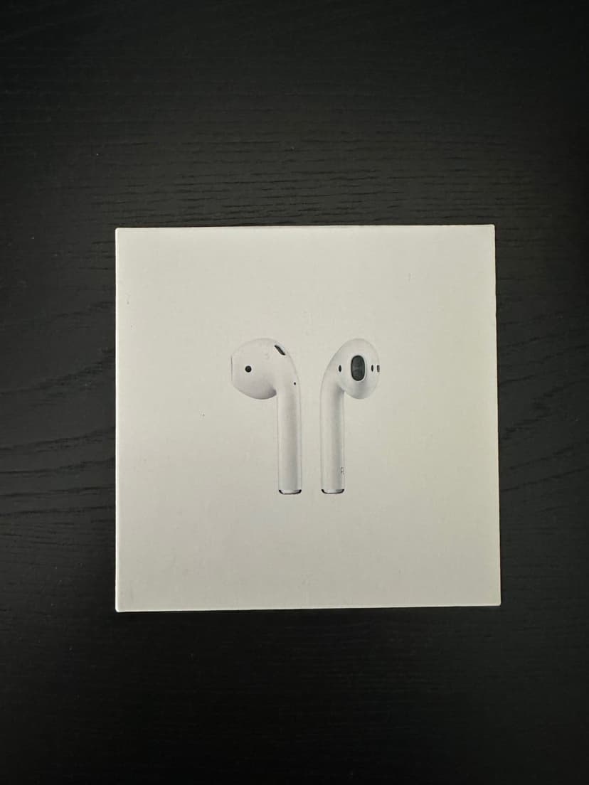 Apple AirPods (2nd Generation)