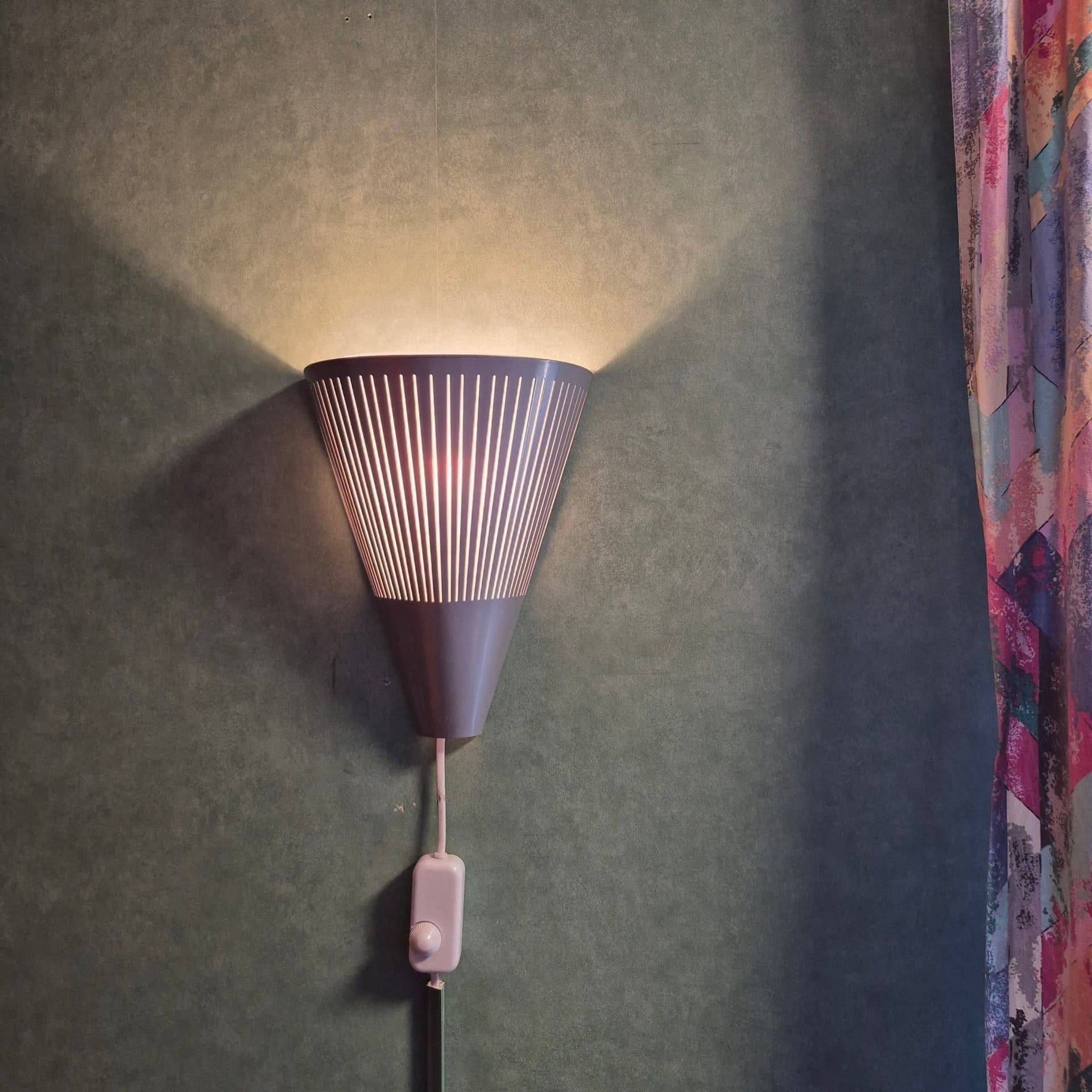 Ikea Klyka vägglampa i metall
