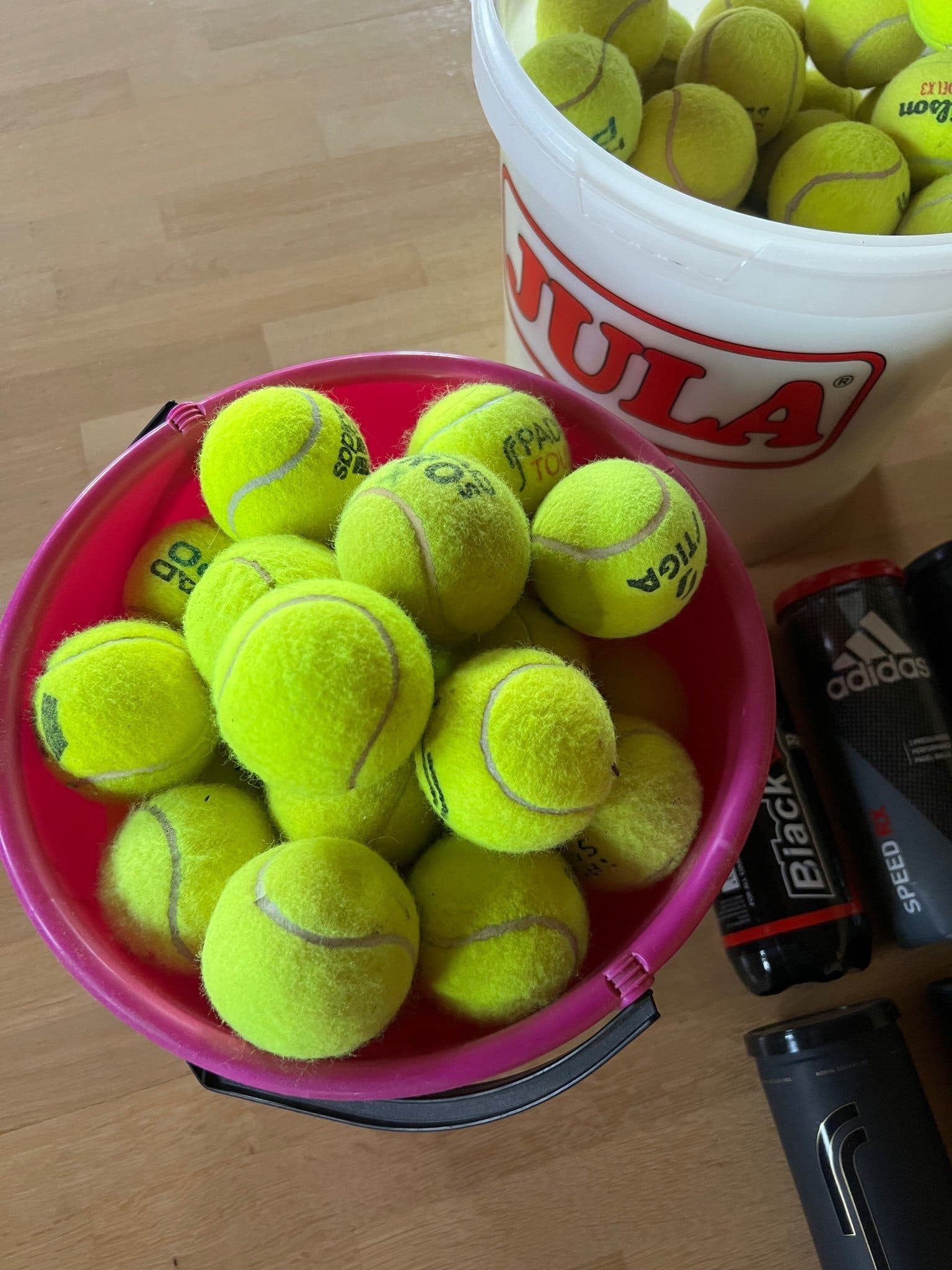Använda tennisbollar