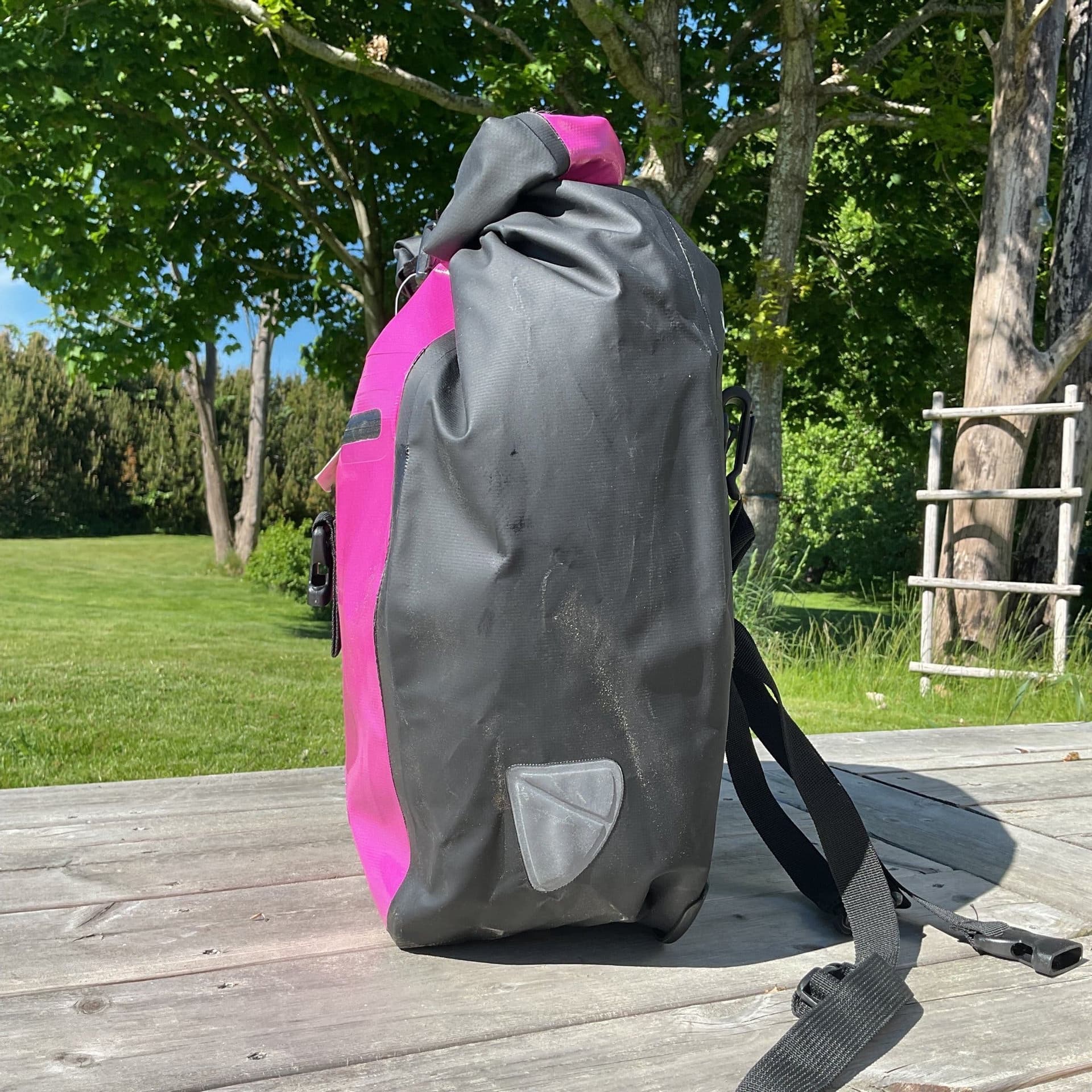 CAVO Cykelväska i Rosa och Svart 100% vattentät