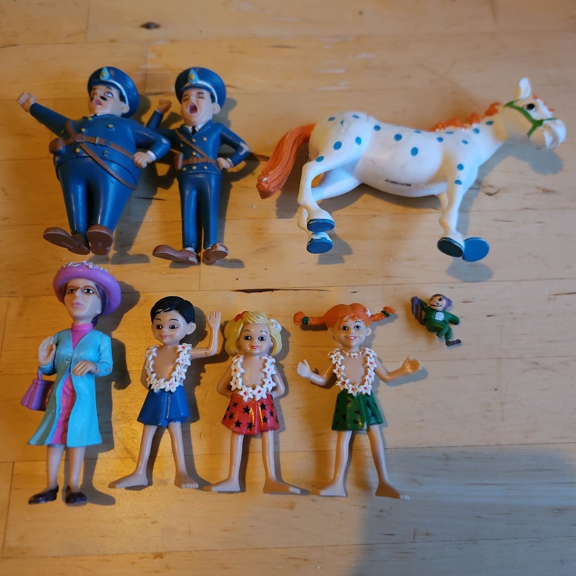 Pippi Långstrump figurer herr Nilsson Lilla gubben Kling Klang Tommy Annik