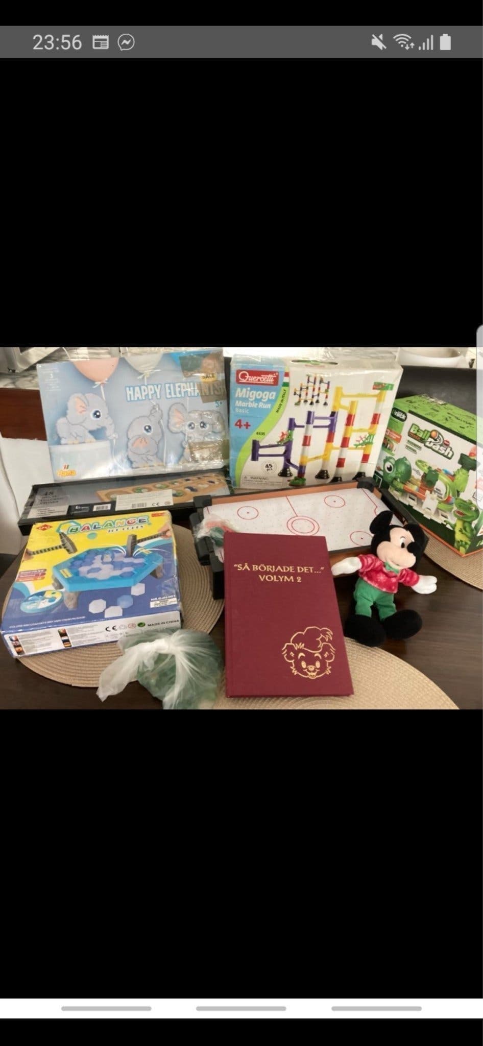 Leksakspaket med "Happy Elephants", "Migoga Marble Run", "Balance Ice Cubes"