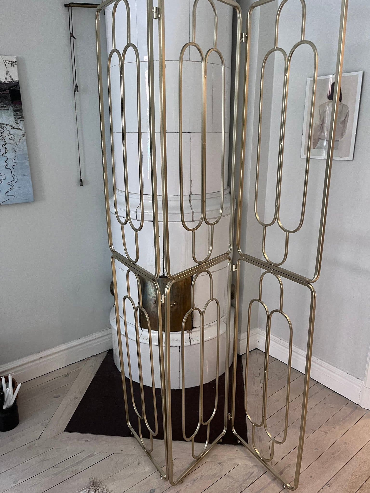 Art Deco-inspirerad rumsavdelare i mässing – 183 cm!