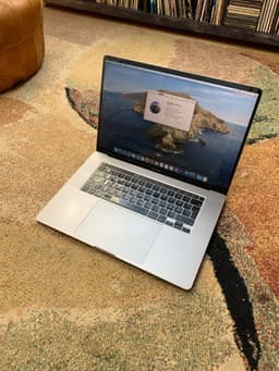 MacBook Pro (16 tum, 2019) i7, 16 GB RAM, 512 GB SSD