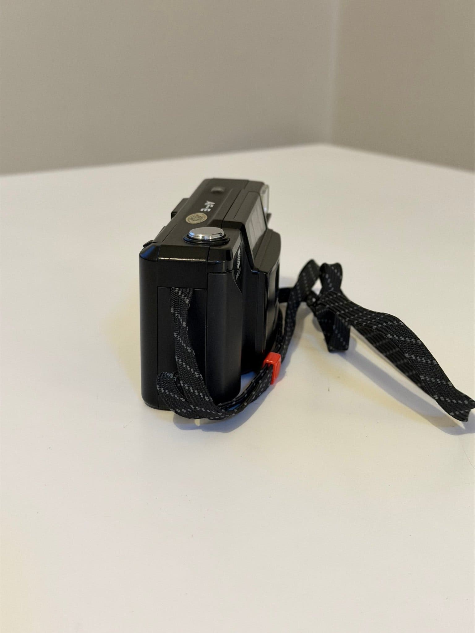Minolta AF-E 35mm f/3.5 Autofokuskamera – Kompaktkamera från Japan