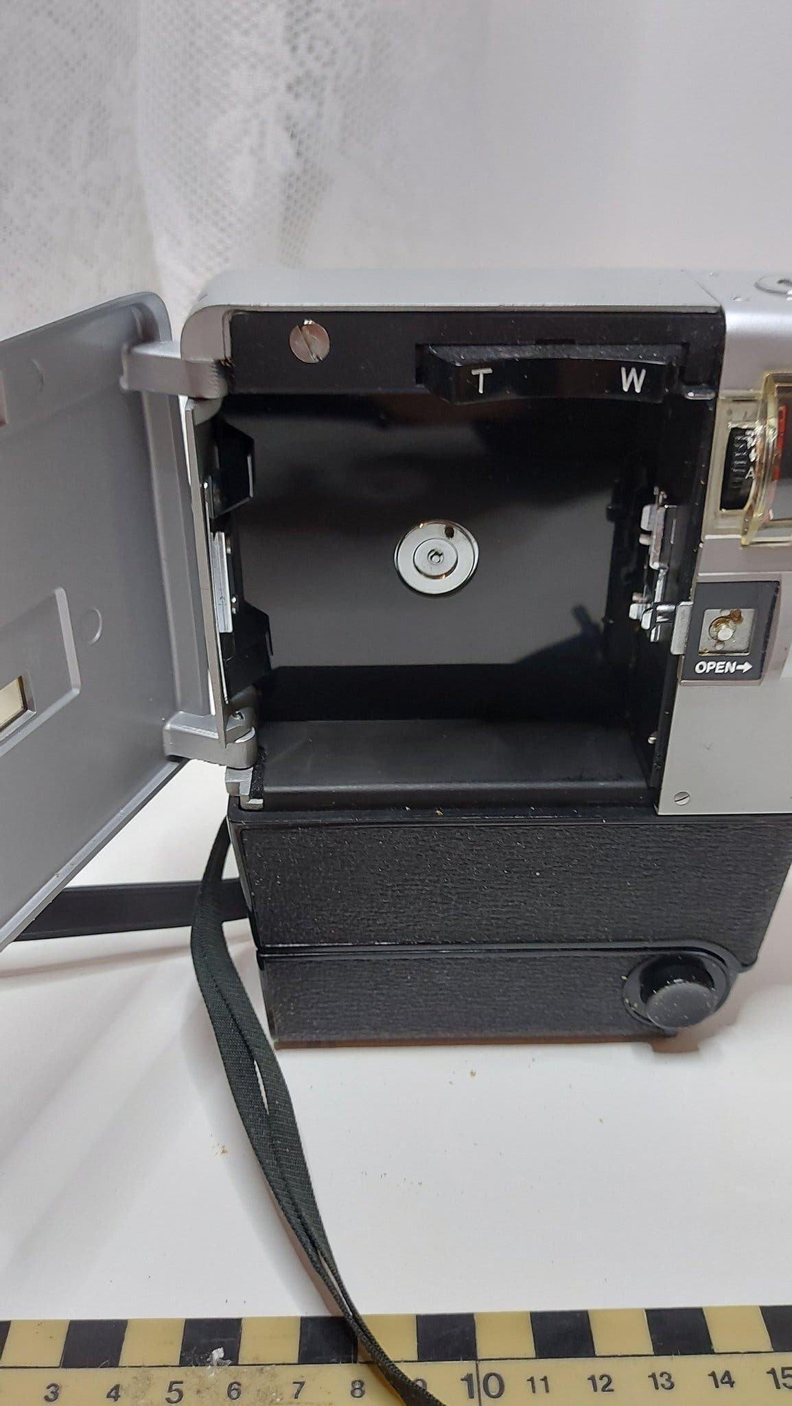 Vintage Sankyo Super CM Super 8 Movie Camera – Japan – Original Box – Zoom Lens