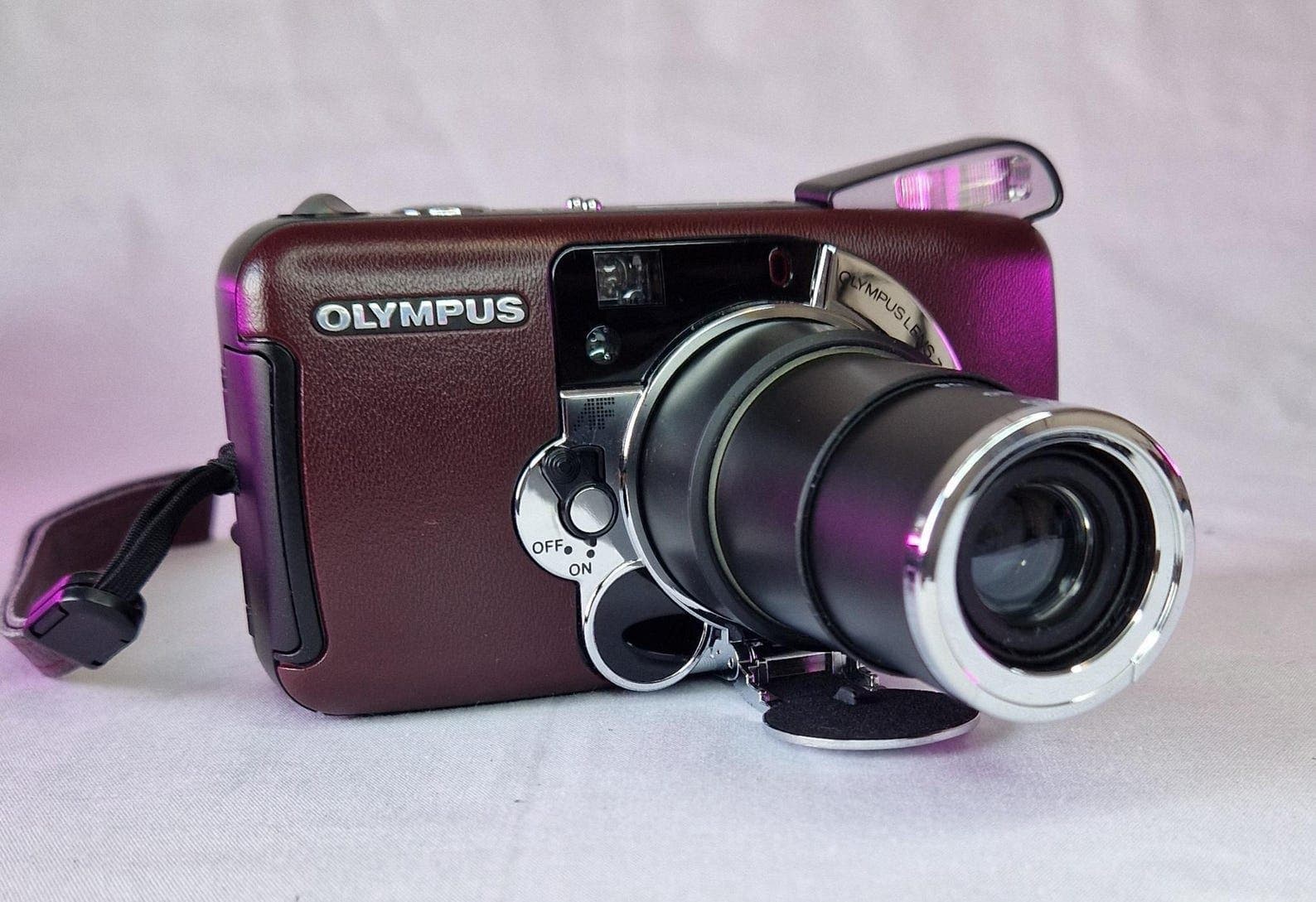 Olympus LT Zoom 105 - DLX 35mm Kameran Fungerade som den ska blixten fungerar