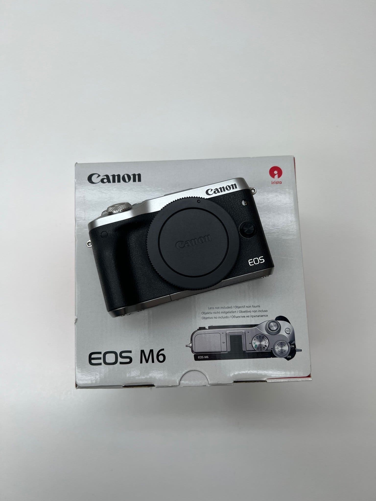 Canon EOS M6 systemkamera med objektiv och tillbehör
