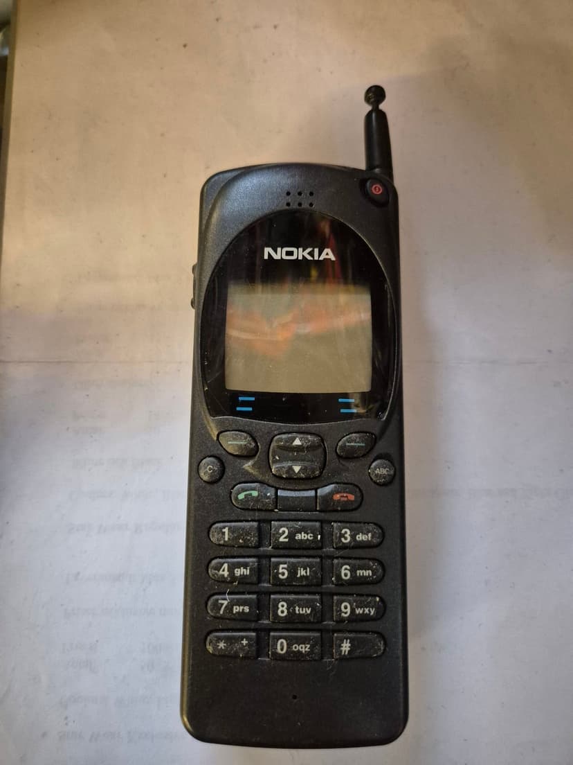 Nokia 210