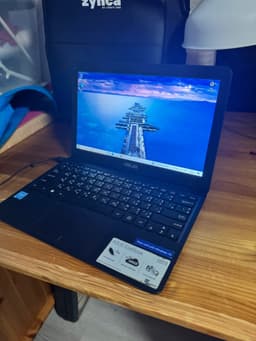 ASUS EeeBook X205TA – liten och smidig laptop