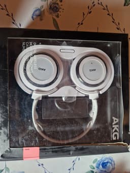 AKG BY HARMAN K935 Digitala trådlösa hörlurar för hemmabruk
