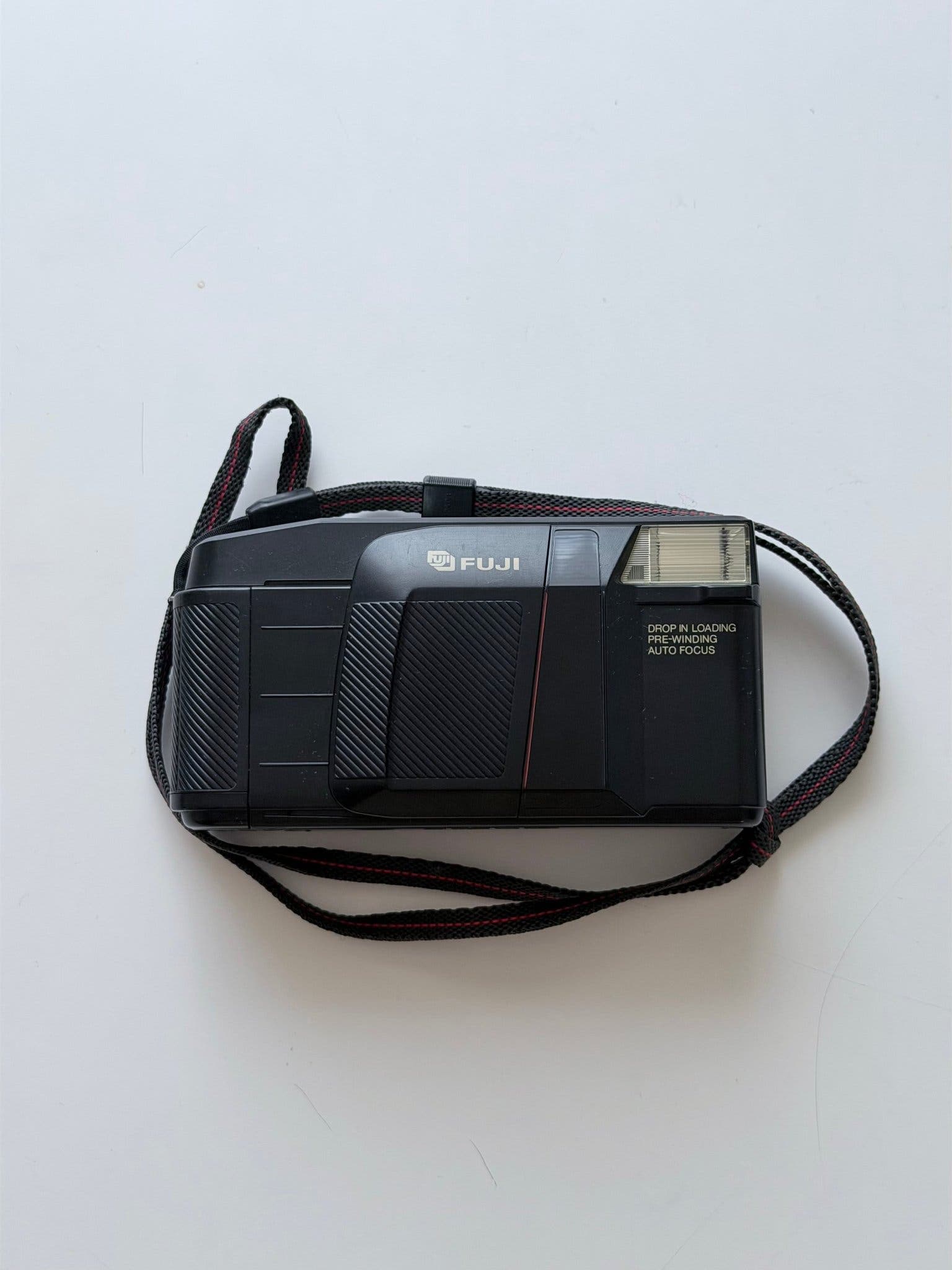 Fuji DL-300 Date 35mm Point & Shoot-kamera Fujinon f2.8 -- Testad och fungerande