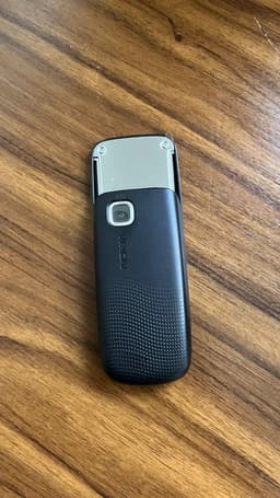Nokia 2220 slide