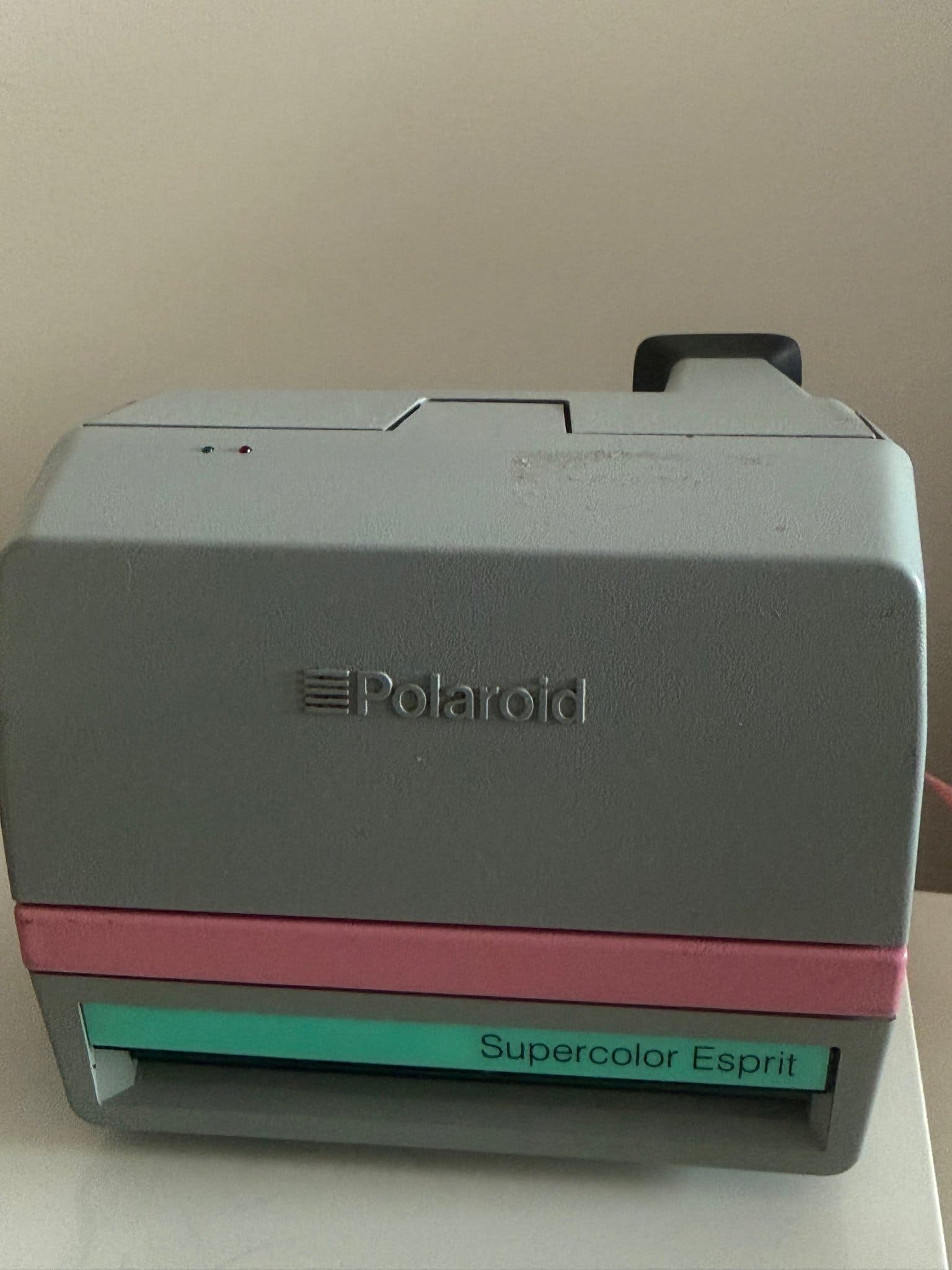 Vintage Polaroid Supercolor Esprit (Rosa/Turkos) – Toppskick!