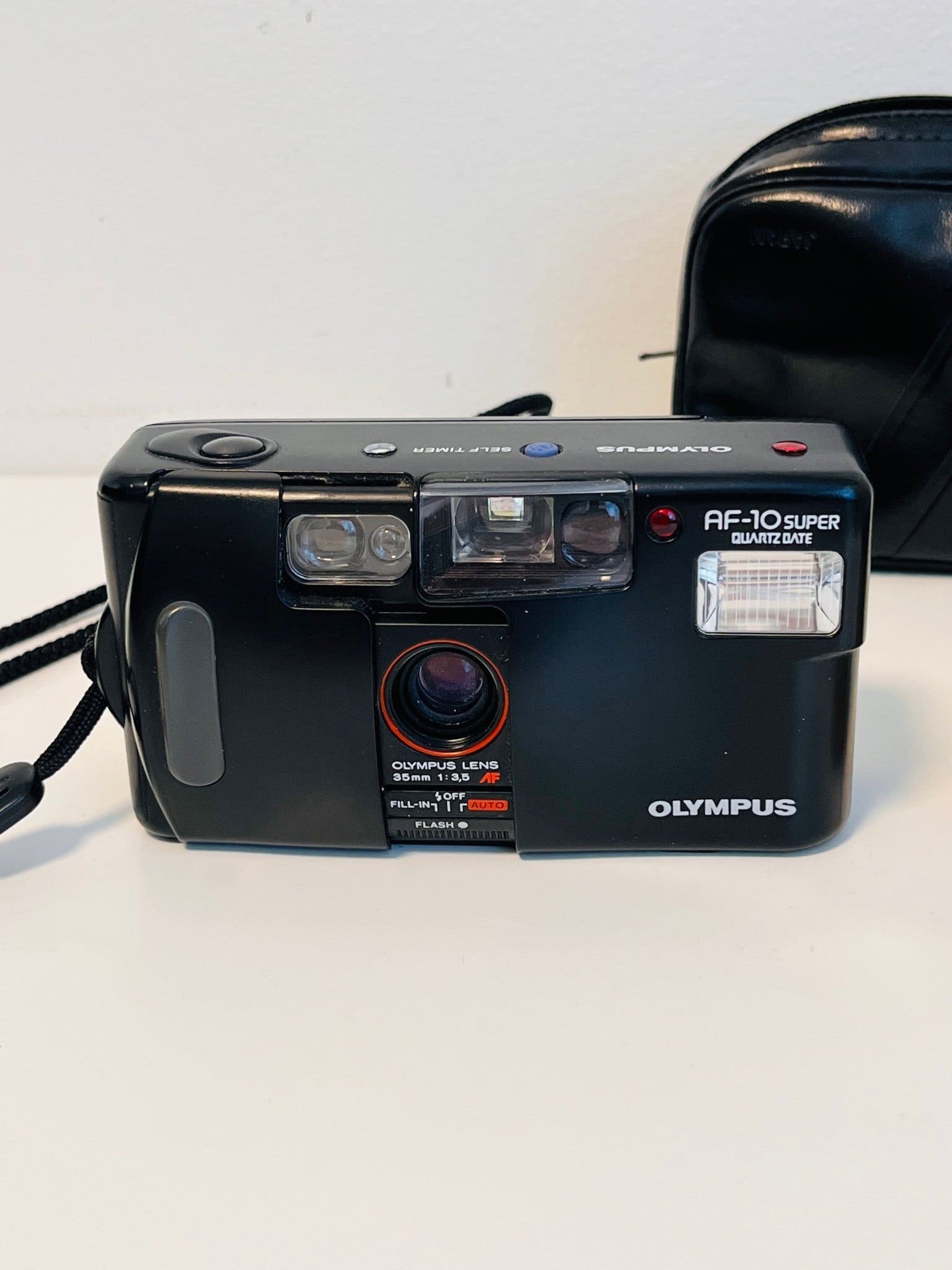 Olympus AF-10 Super Quartz Date analog kamera 2st,film •Super Bra skick!