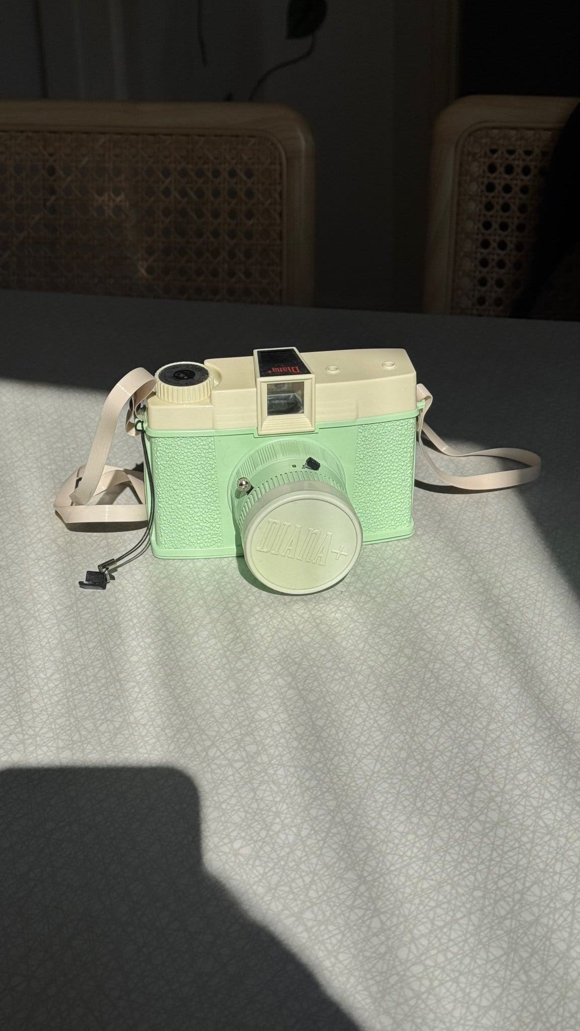 Analogt kamerakit – Chinon CE-4, Diana+, Polaroid 636 + Nissin-blixt