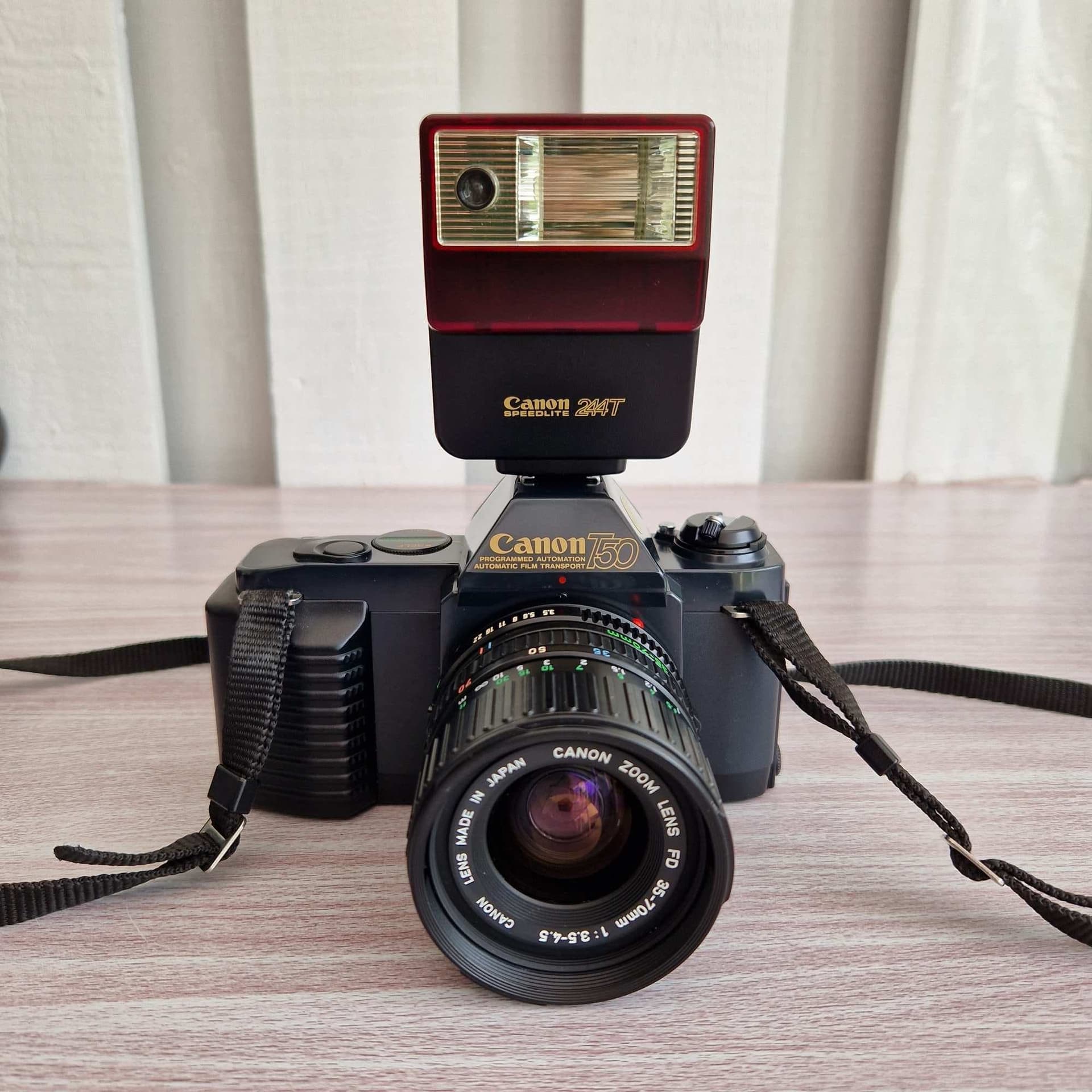 Vintage Canon T50 35mm SLR Kit + FD 35-70mm Lens + Speedlite 244T