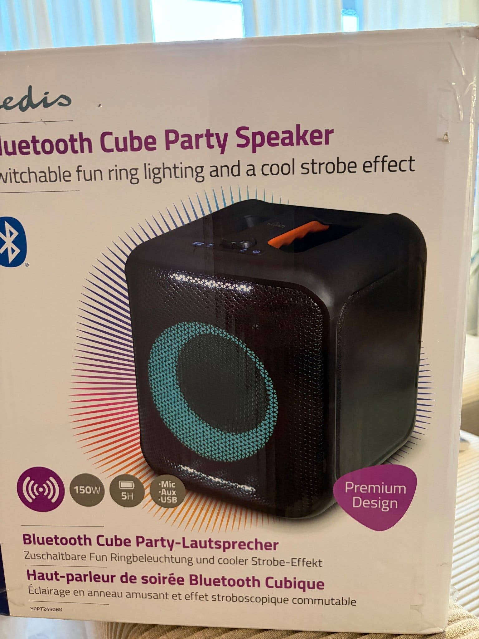 Nedis Bluetooth Cube Party Högtalare med Ljuseffekter
