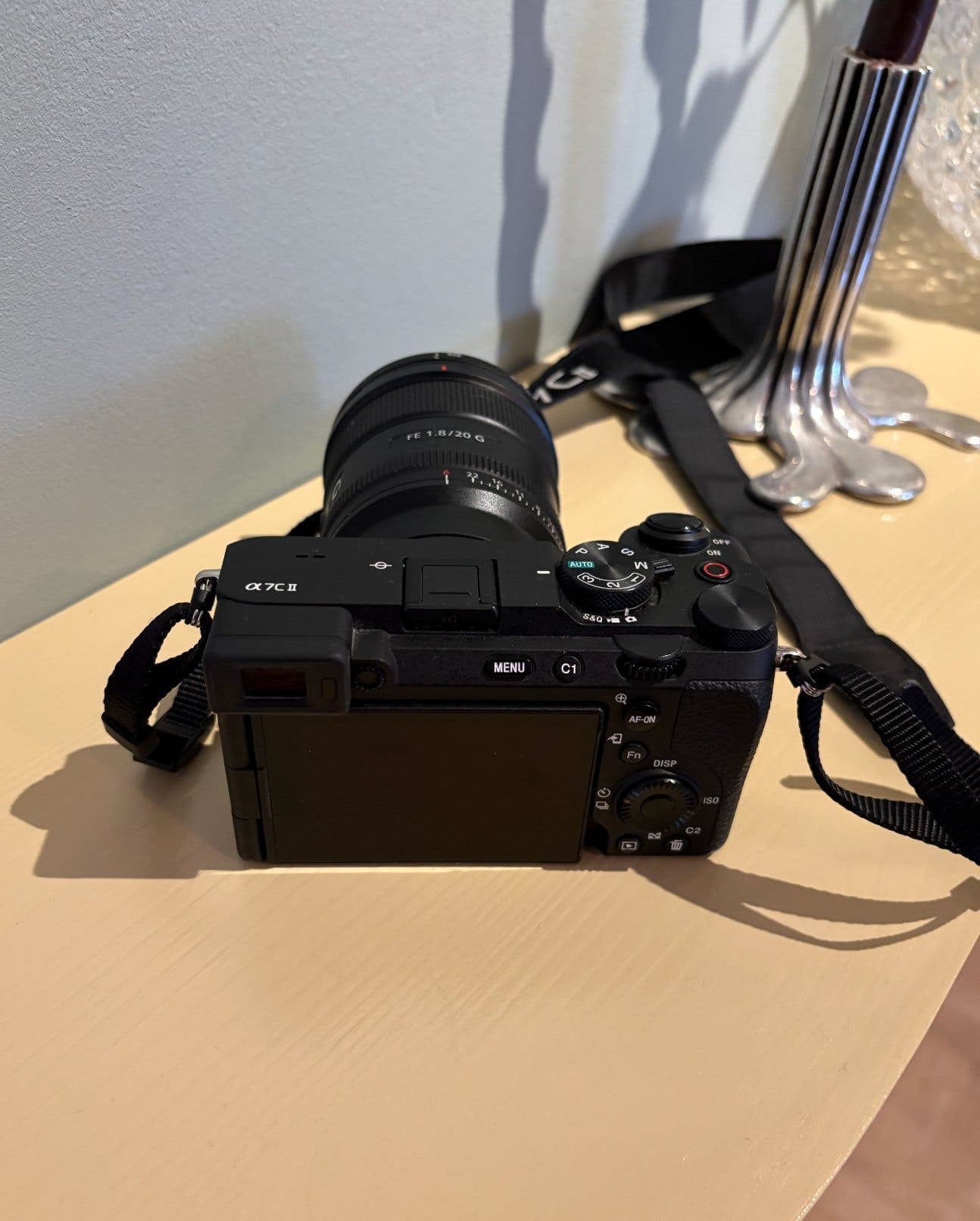 Sony A7C II + Sony 20mm F1.8 G + 20mm F2.8 + tillbehör