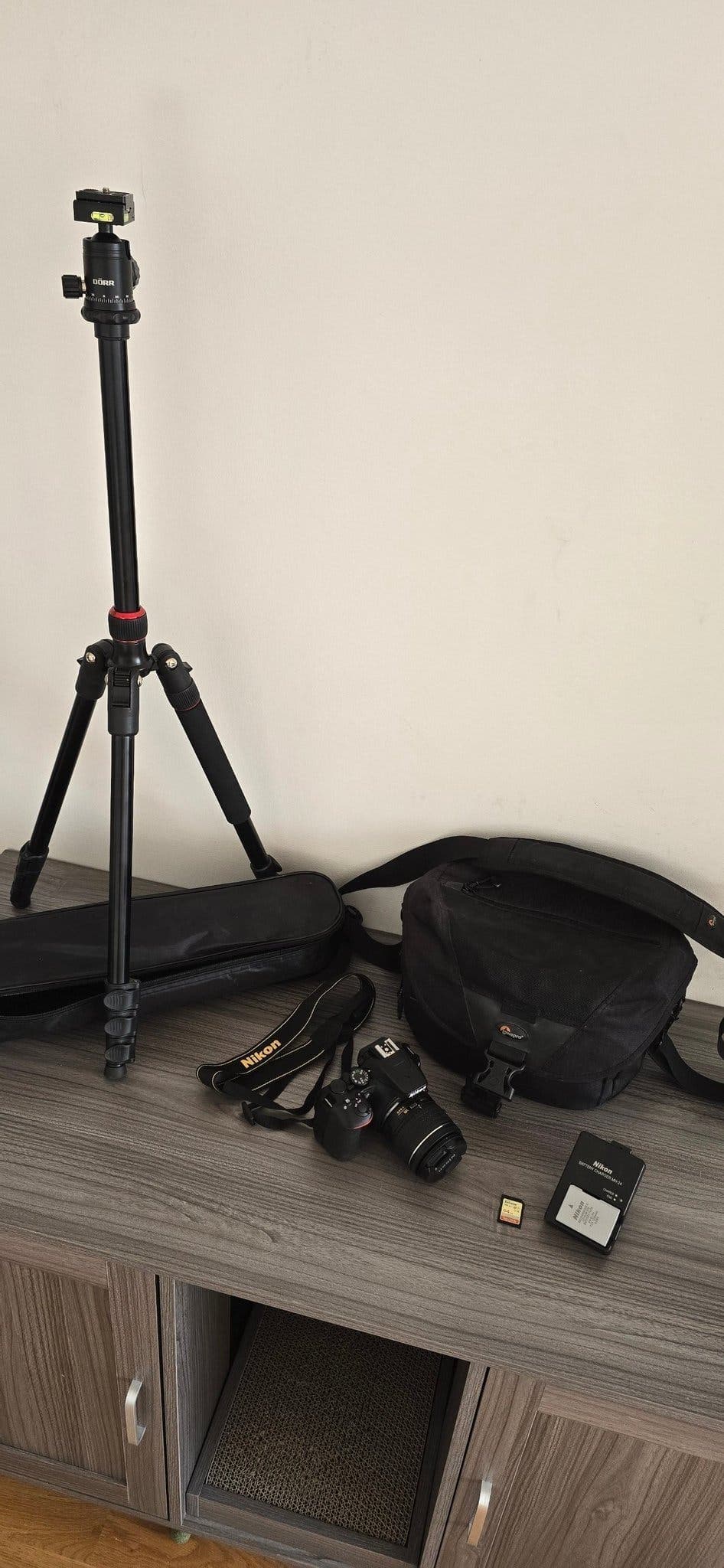 Nikon D3500 med tillbehör