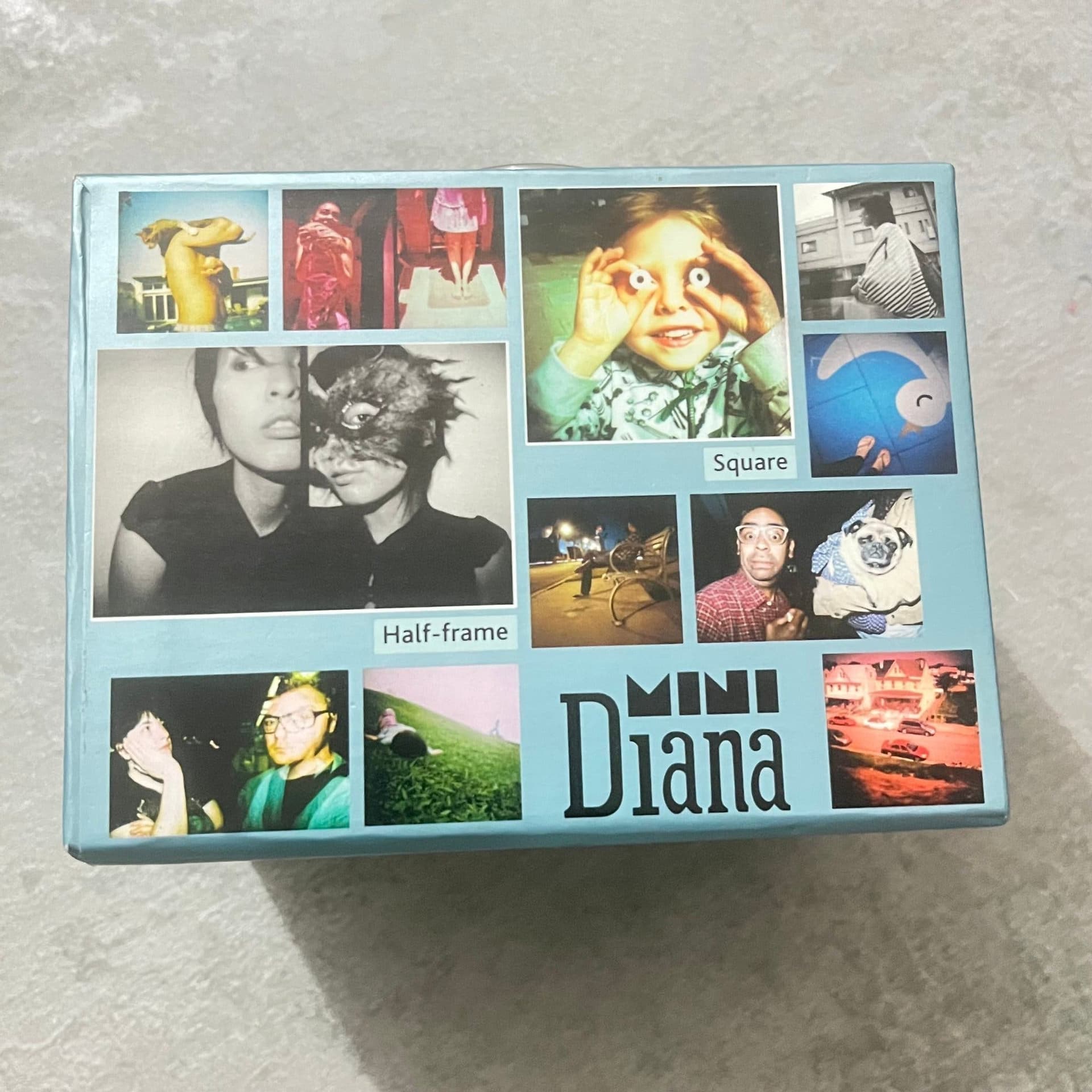 Mini Diana Halvbild och fyrkantig 35 mm Lomography-kamera