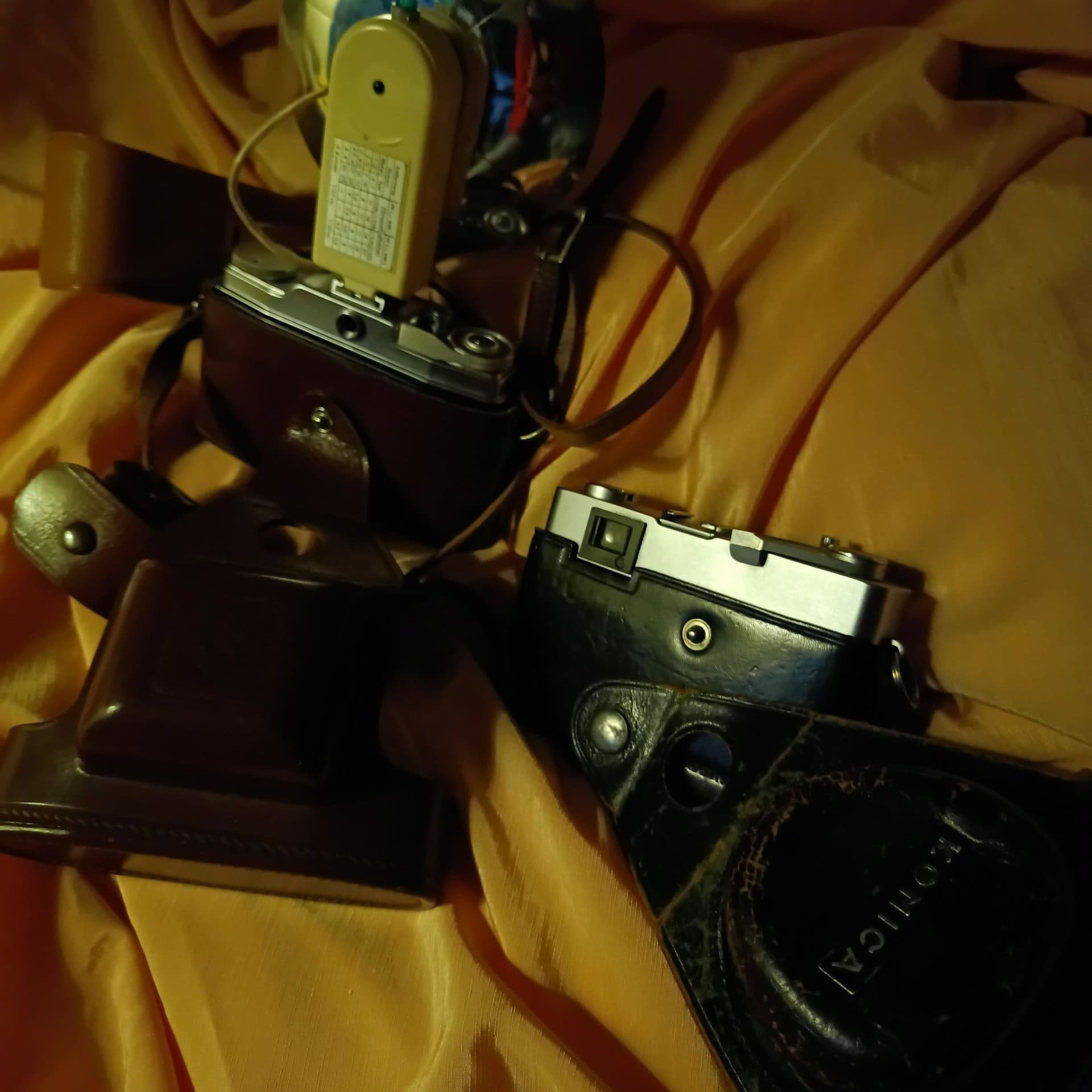 Fungerande Kameraparti: Konica EE-Matic & Agfa Silette + Blixt