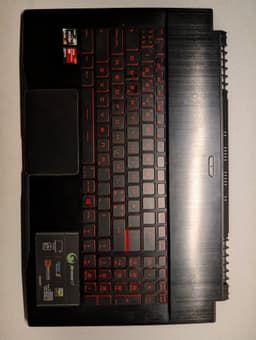 Nordiskt Tangentbord & Touchpad - MSI Bravo 17 (MS-17FK) - Defekt chassi
