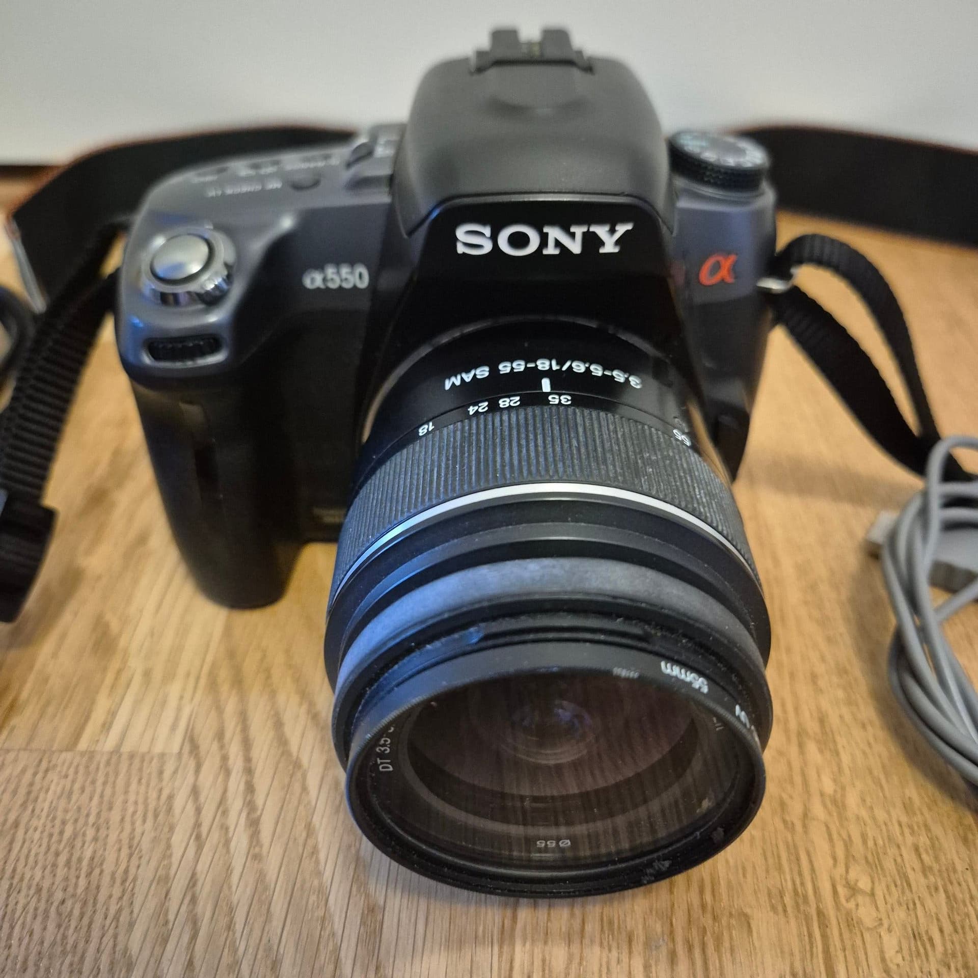 Sony Alpha 550 (DSLR-A550) + 18-55mm | Fint skick & Testad!