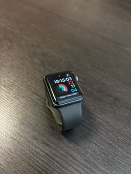 Apple Watch Series 3 GPS 38mm Rymdgrå Aluminium Svart Sportband