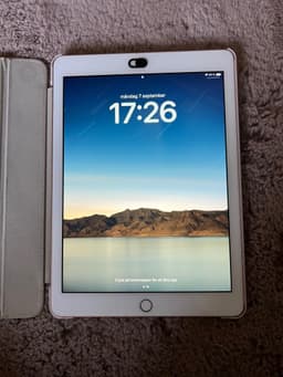 iPad (6:e generationen) 128 GB